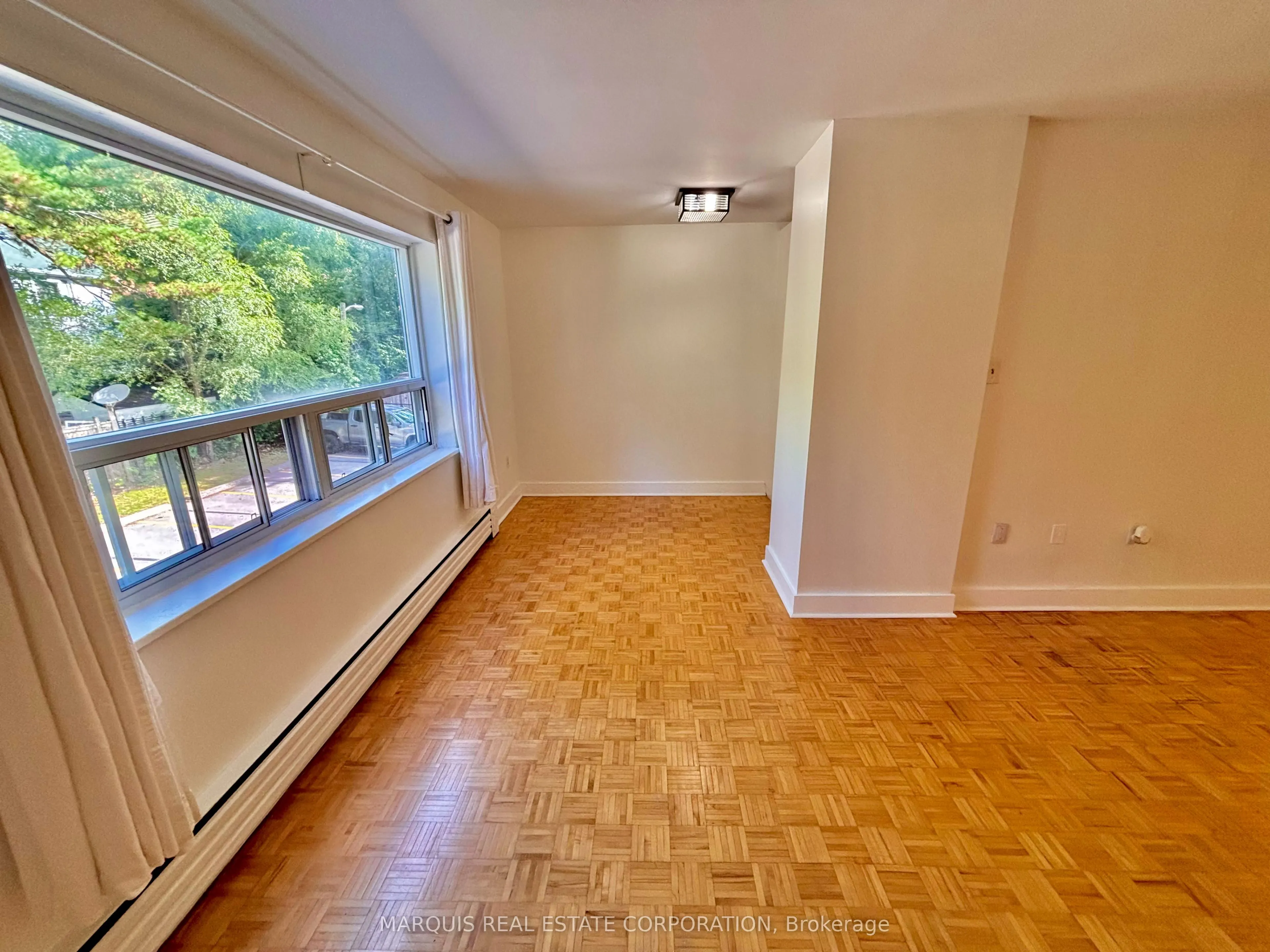 109 Beech Avenue, #202