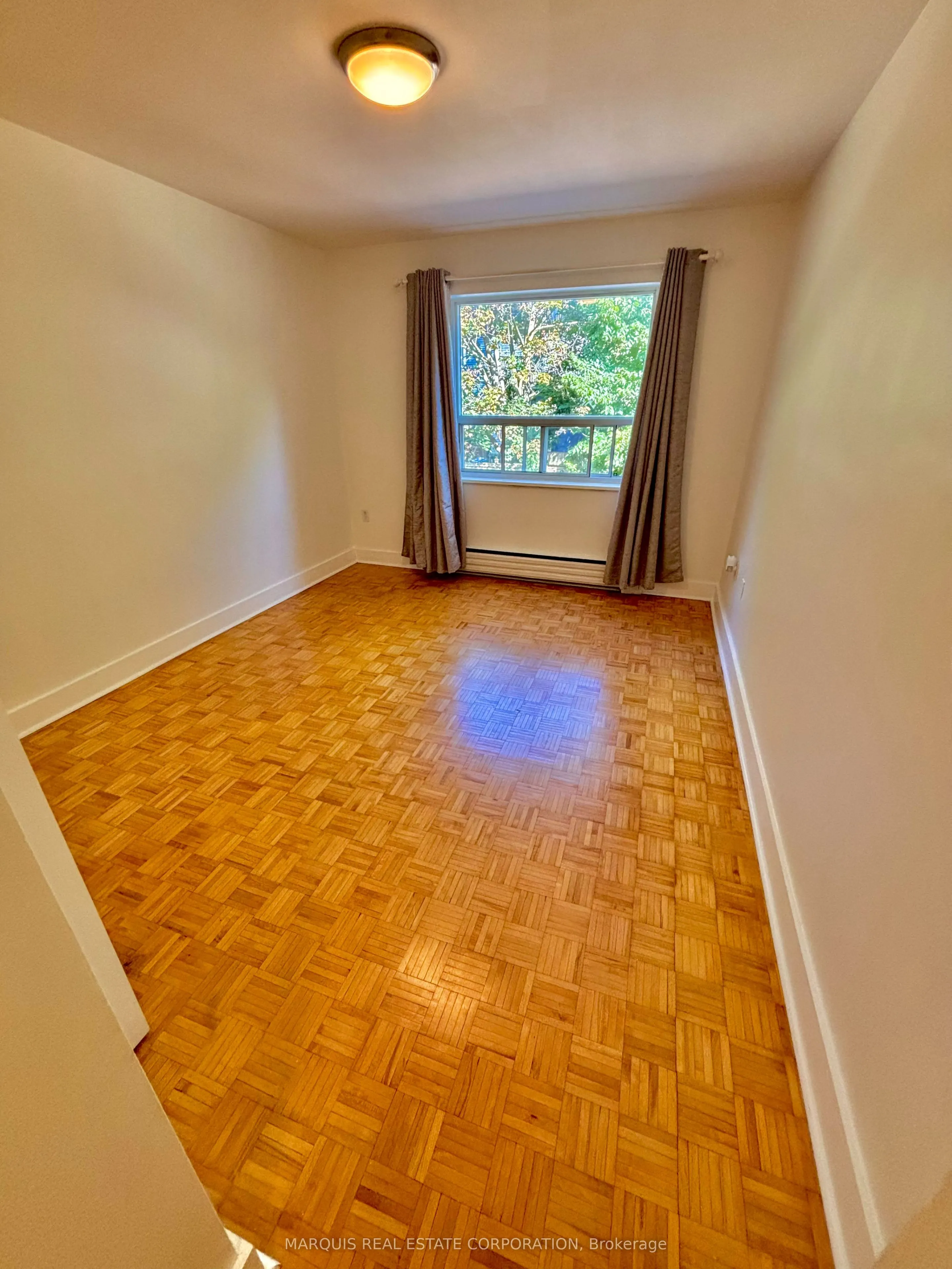 109 Beech Avenue, #202