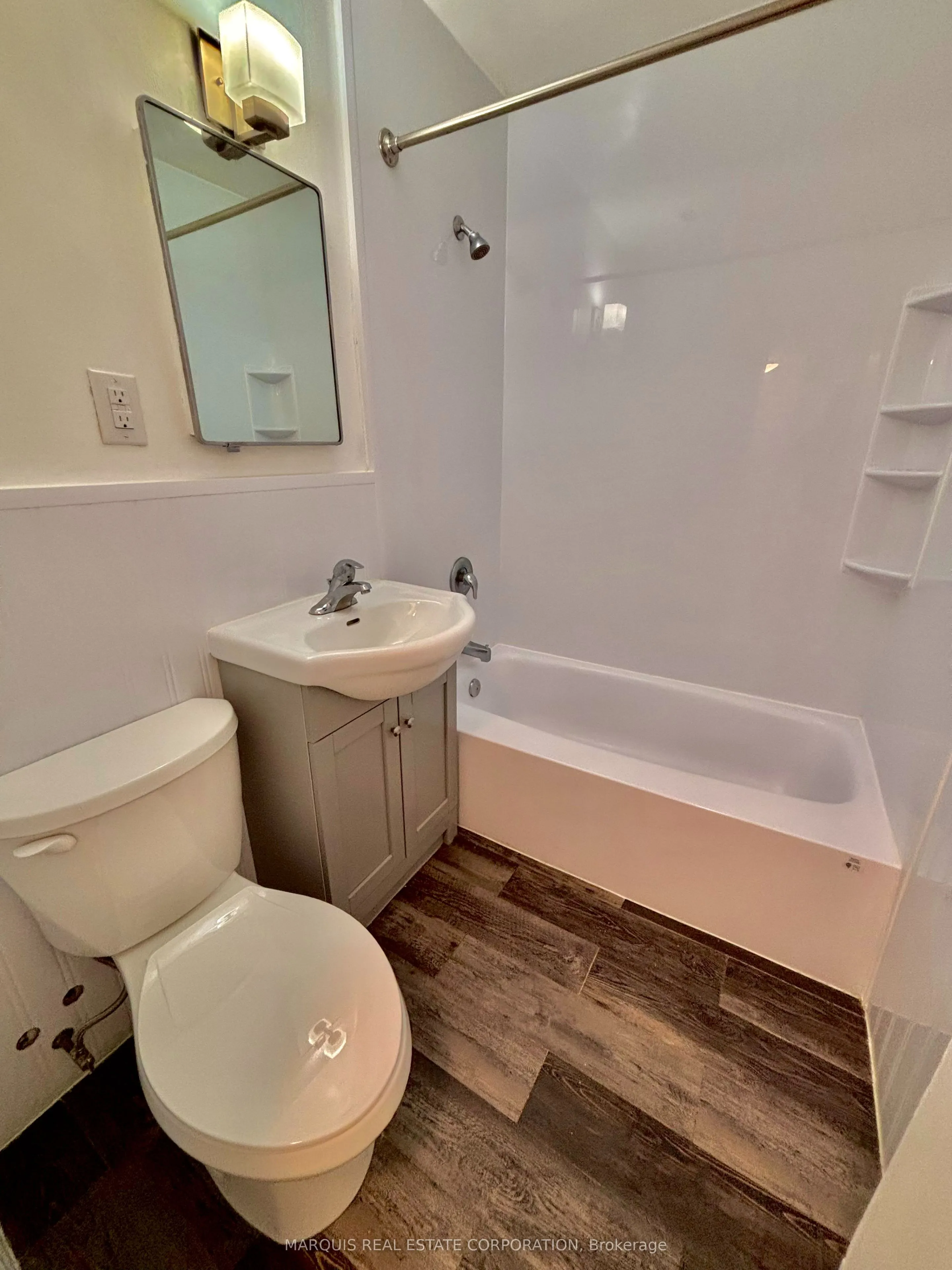 109 Beech Avenue, #202