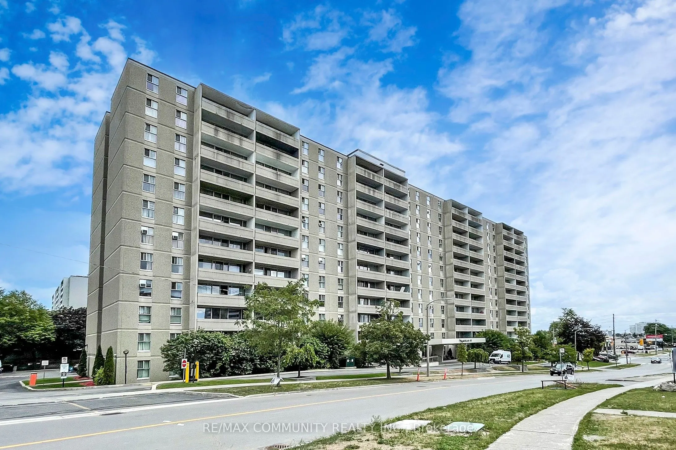 2 Glamorgan Avenue, #213