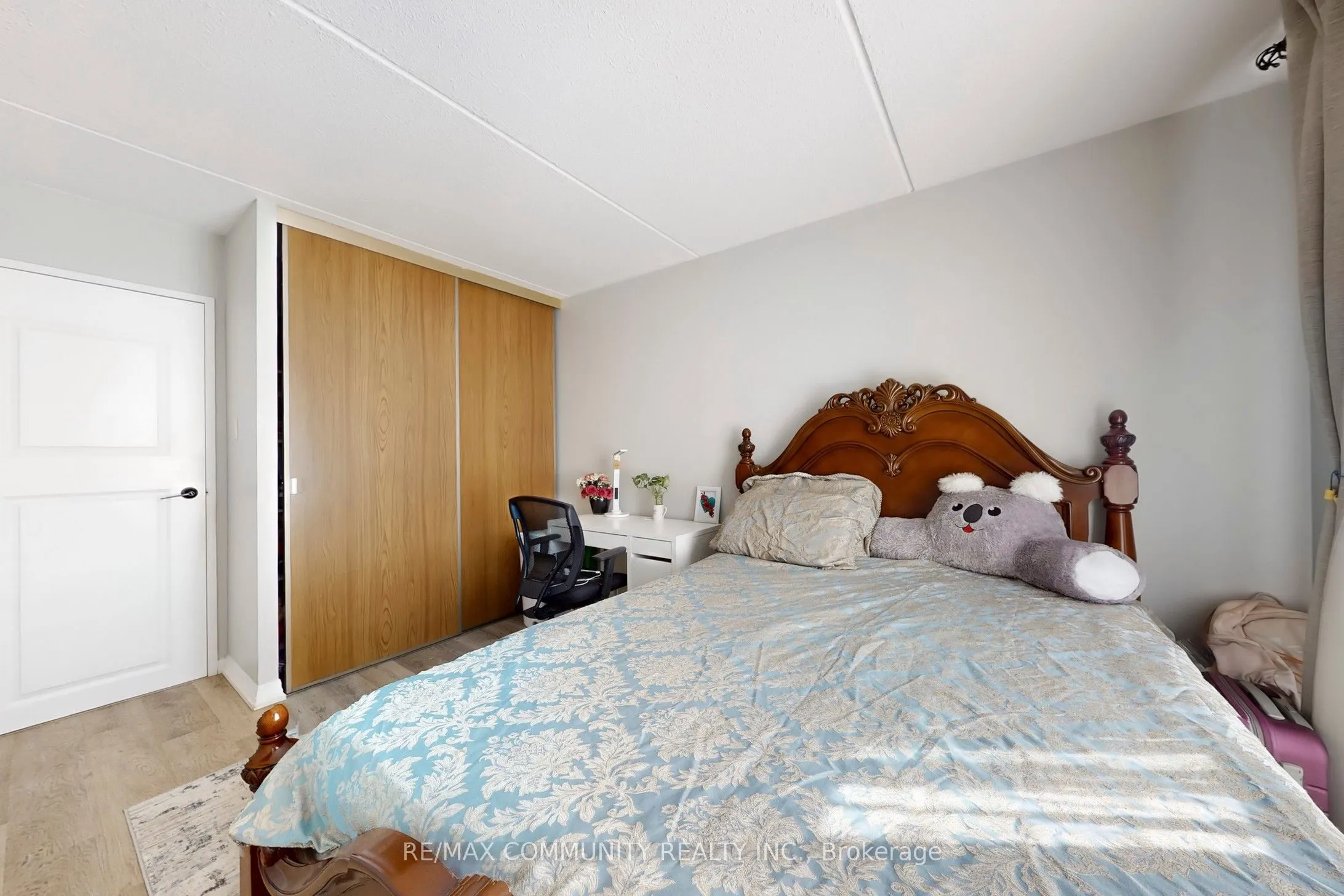 2 Glamorgan Avenue, #213