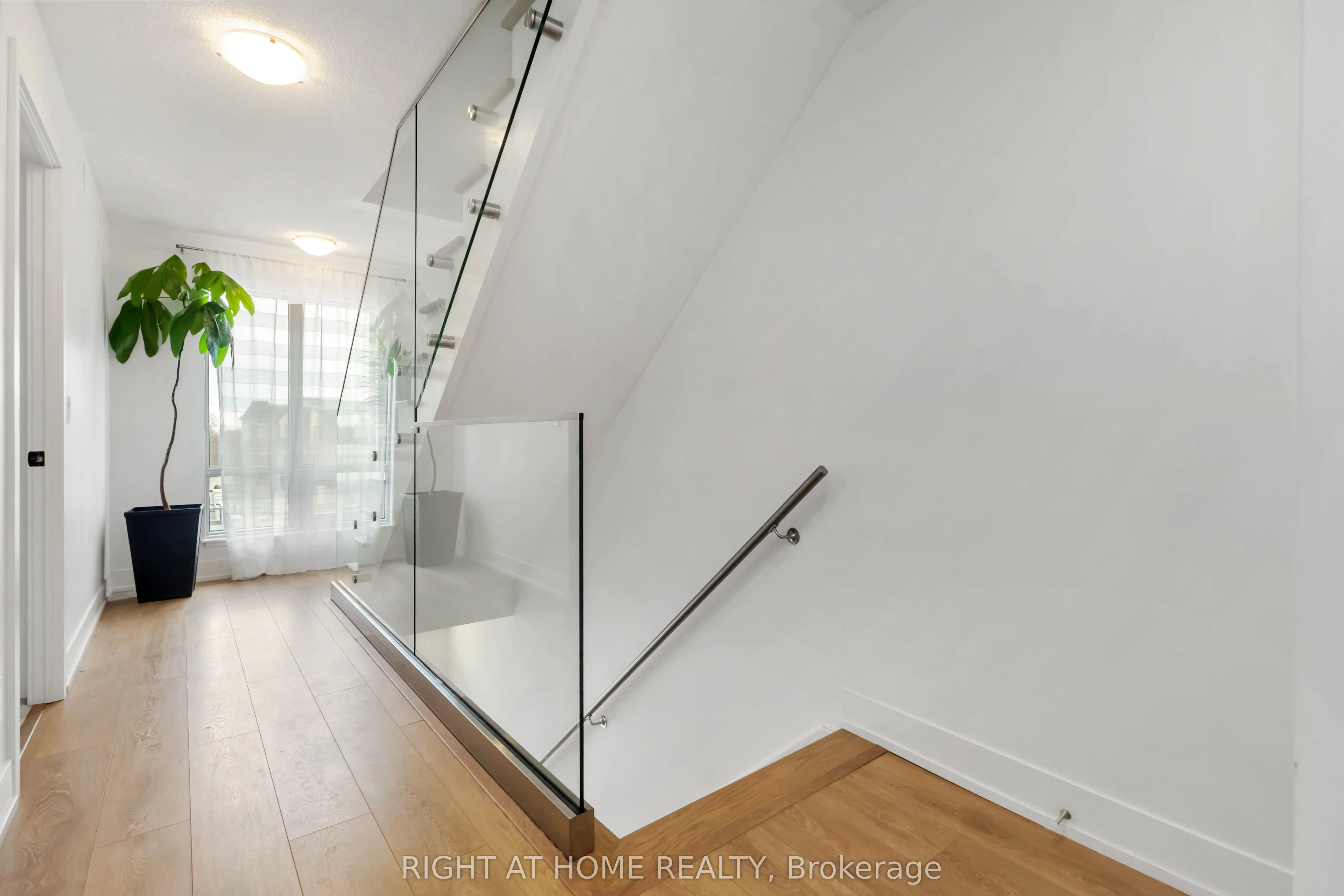 1245 Bayly Street, #Th 8