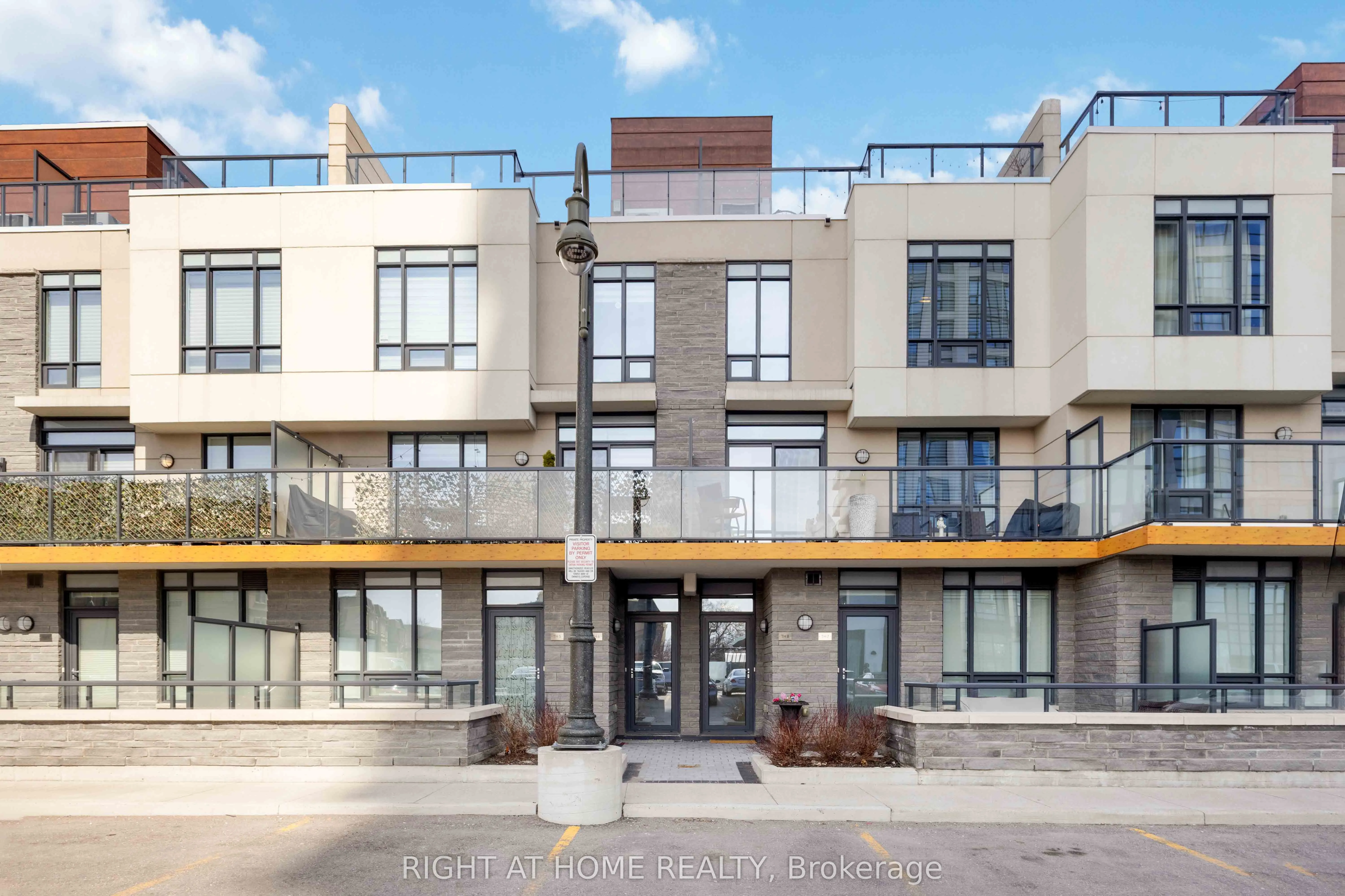 1245 Bayly Street, #Th 8