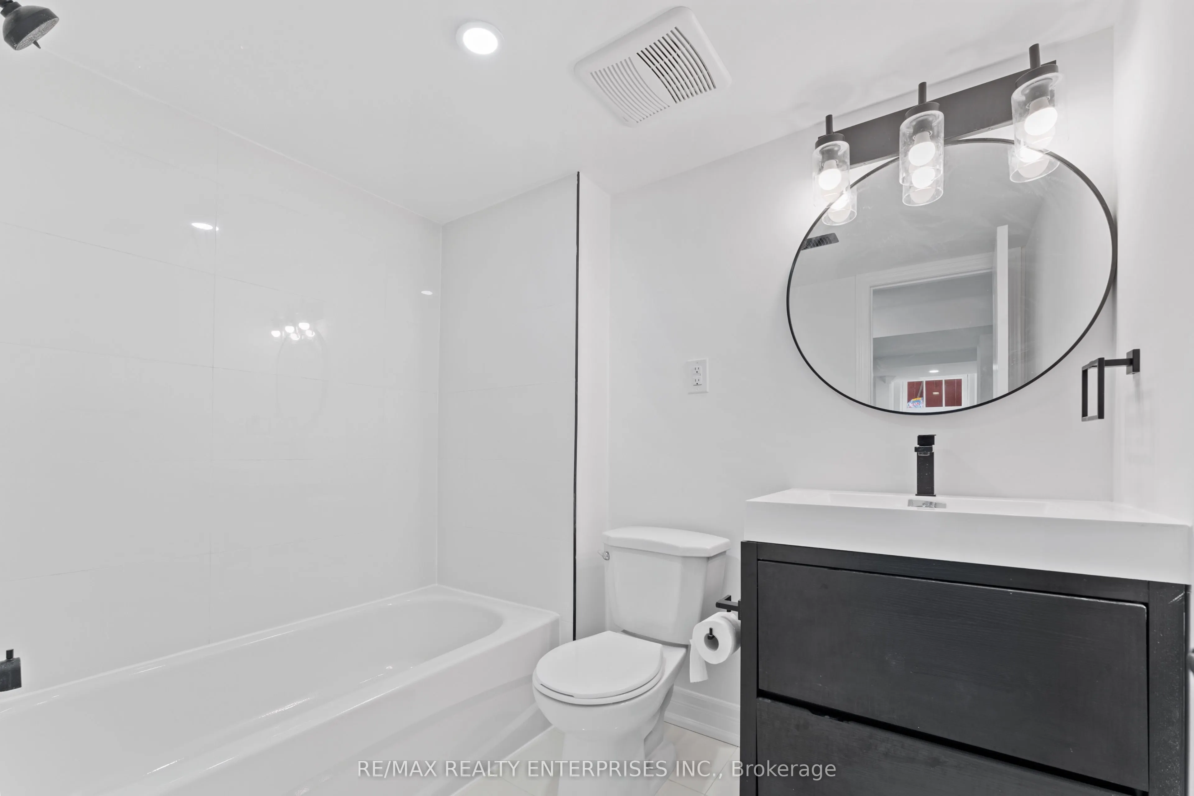 3 Dallyn Crescent, #BSMT