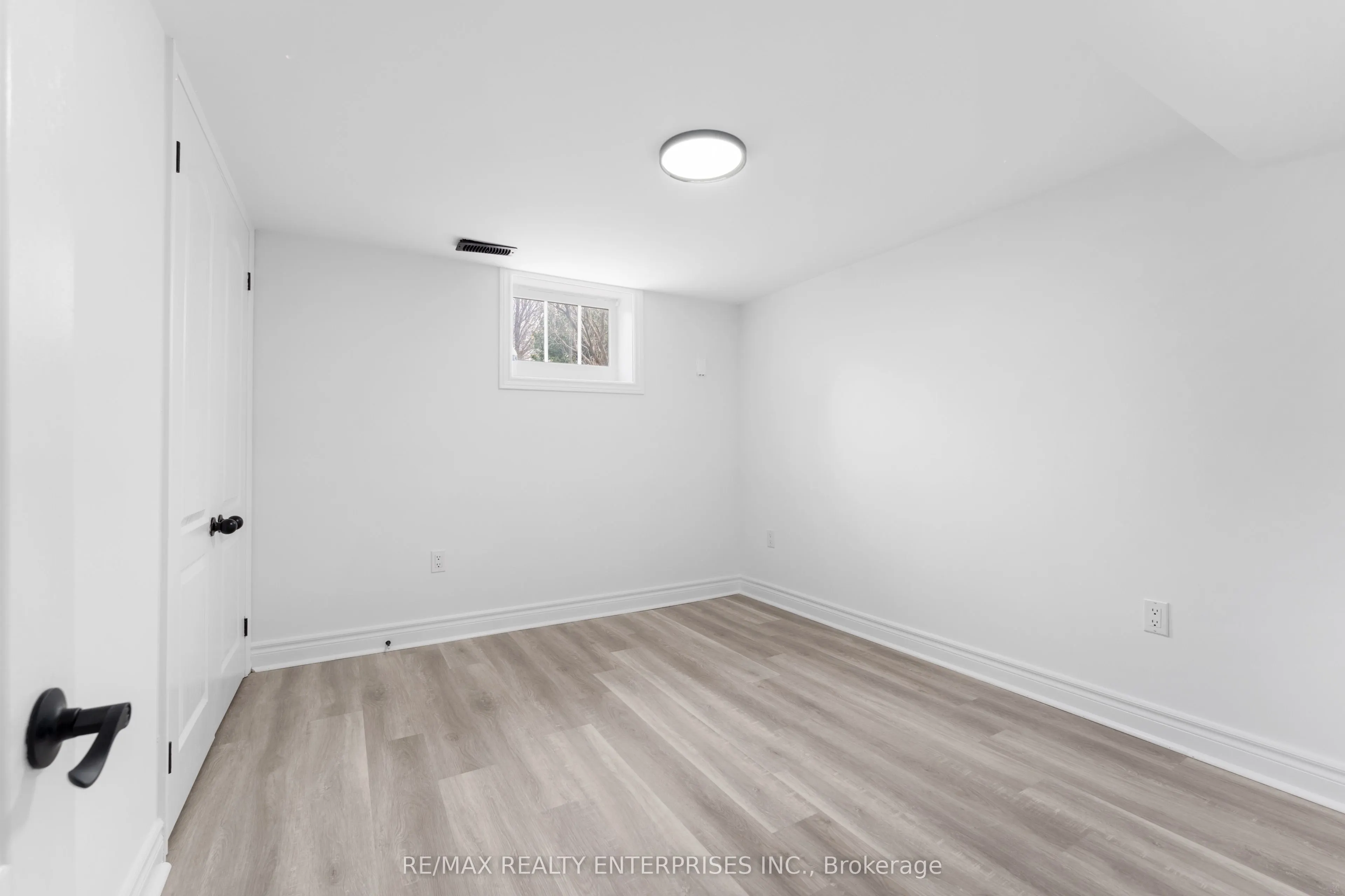 3 Dallyn Crescent, #BSMT