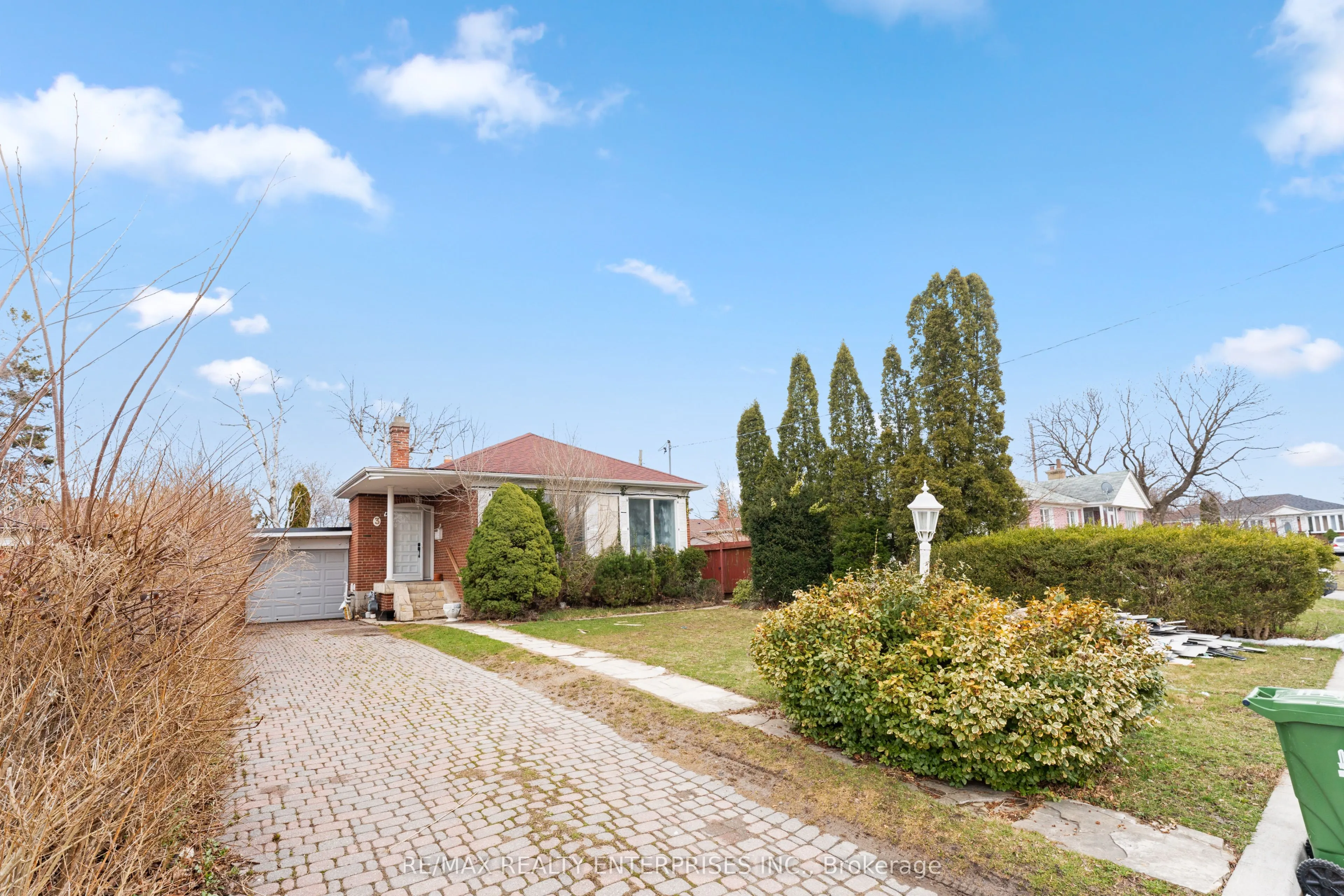 3 Dallyn Crescent, #BSMT