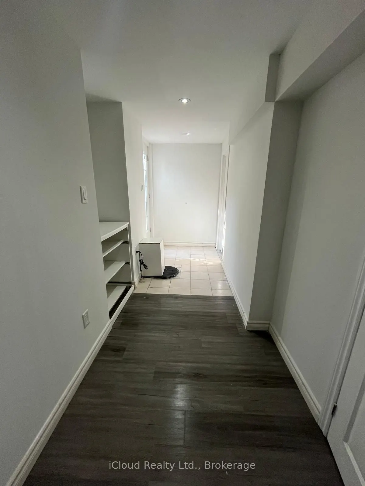 4 Cantwell Crescent