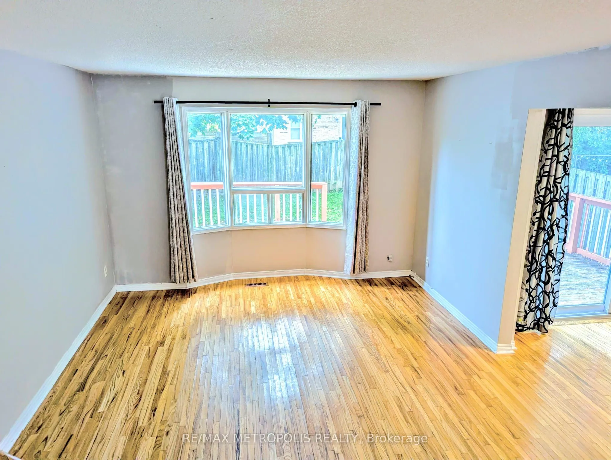 85 Barnes Drive, #Main