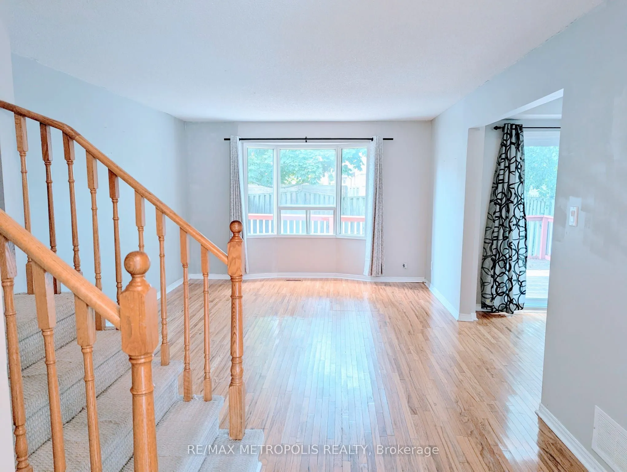85 Barnes Drive, #Main