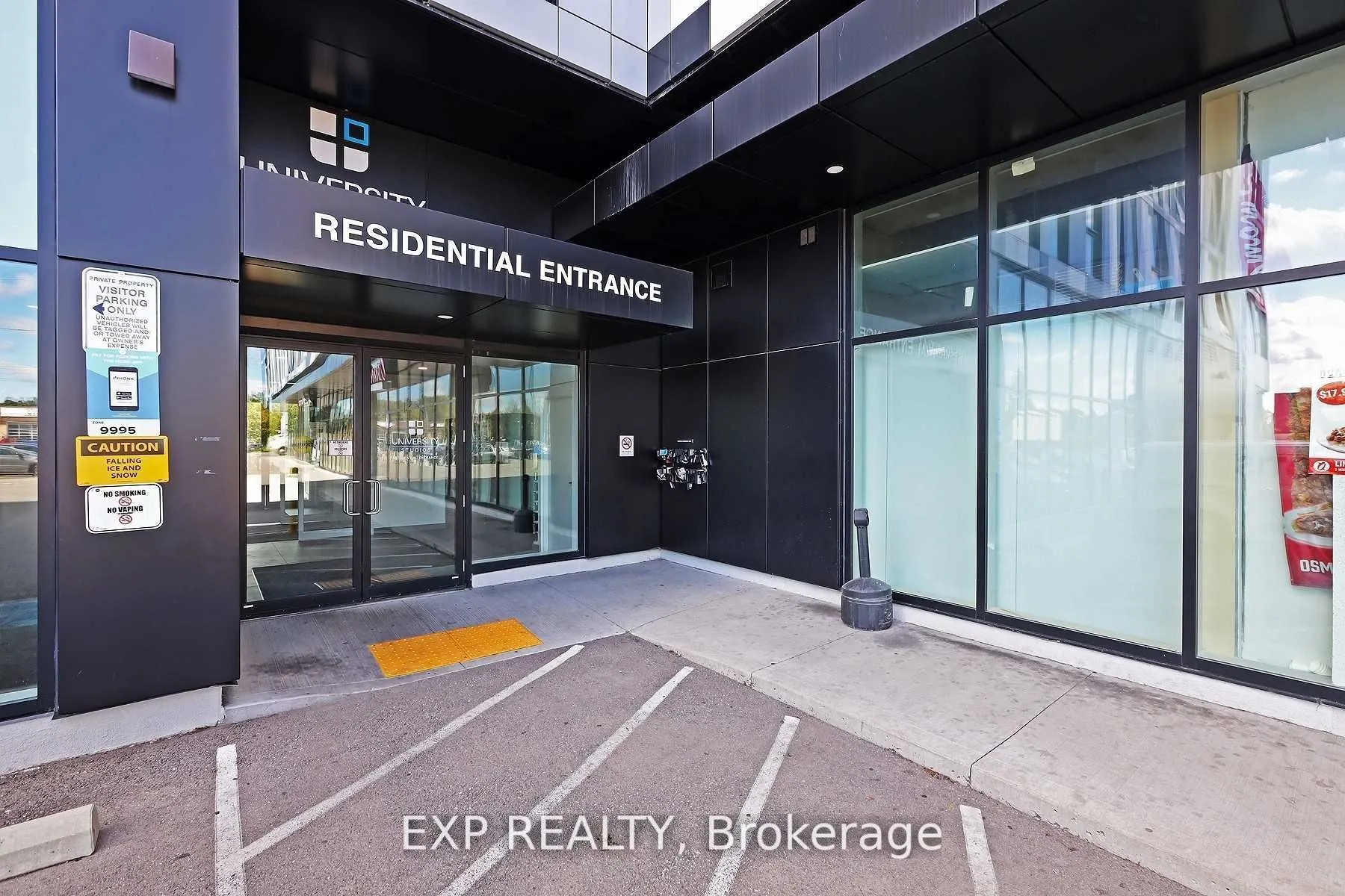 1900 Simcoe Street, #202