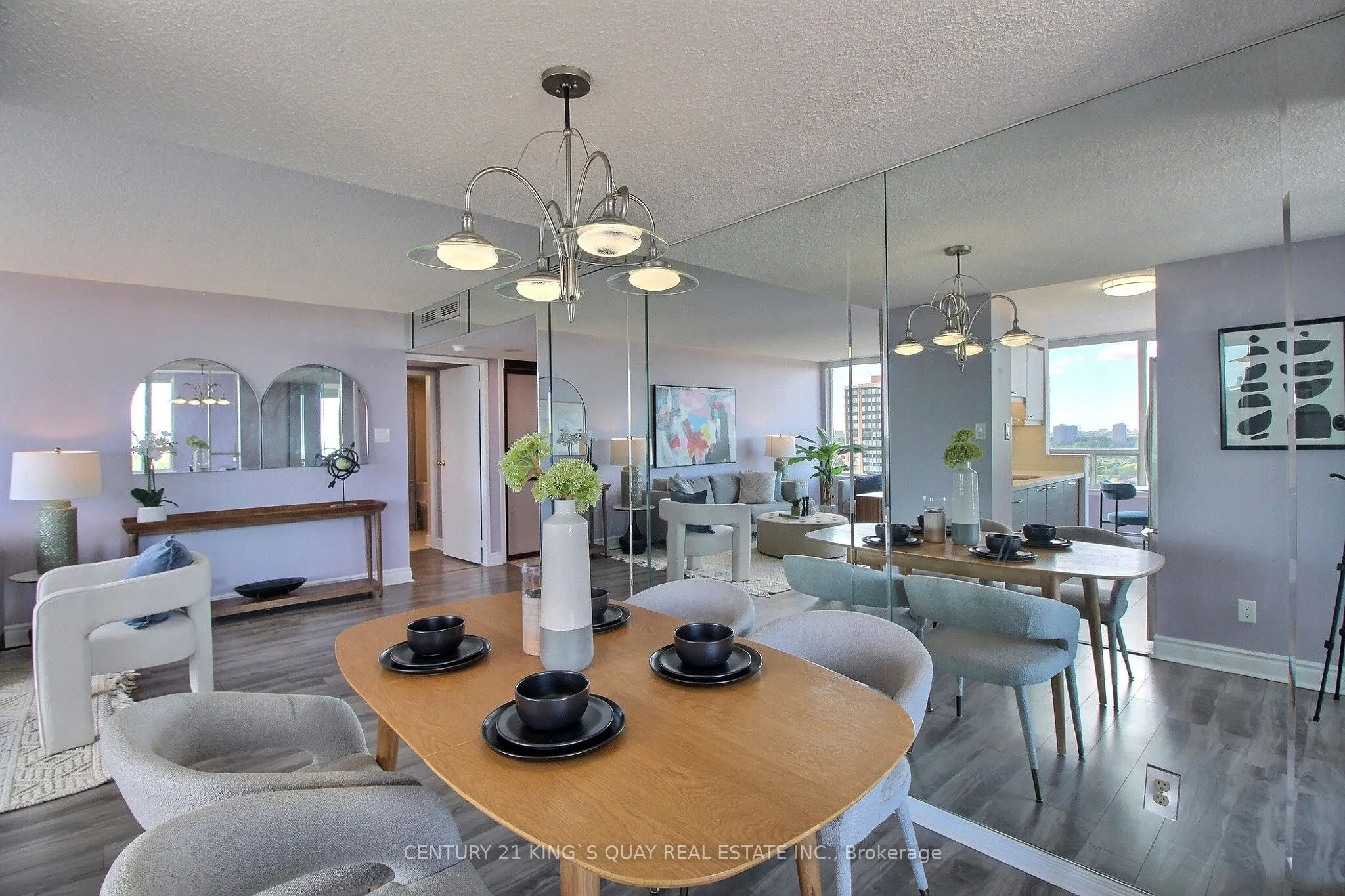 150 Alton Towers Circle, #1611