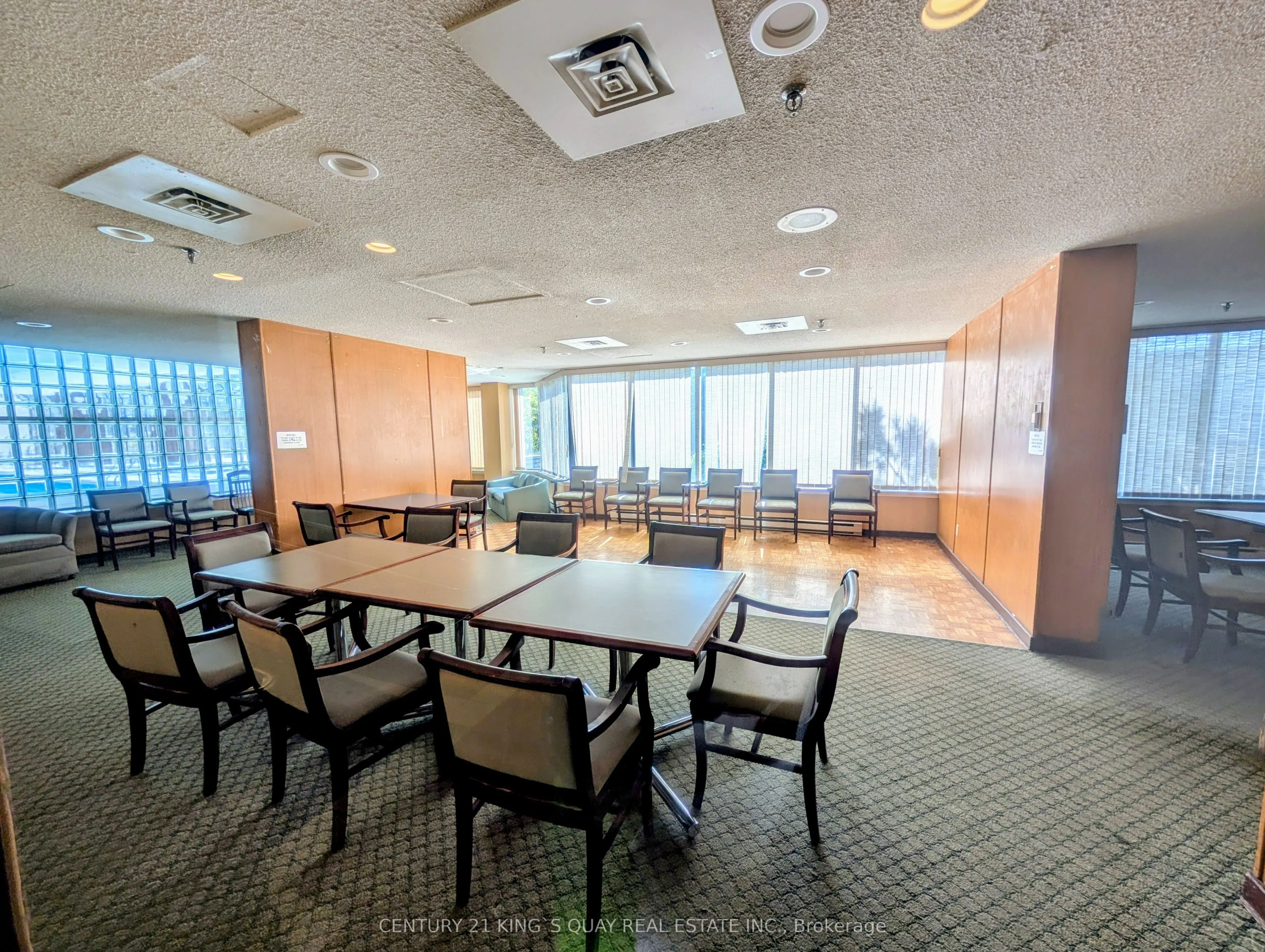 150 Alton Towers Circle, #1611