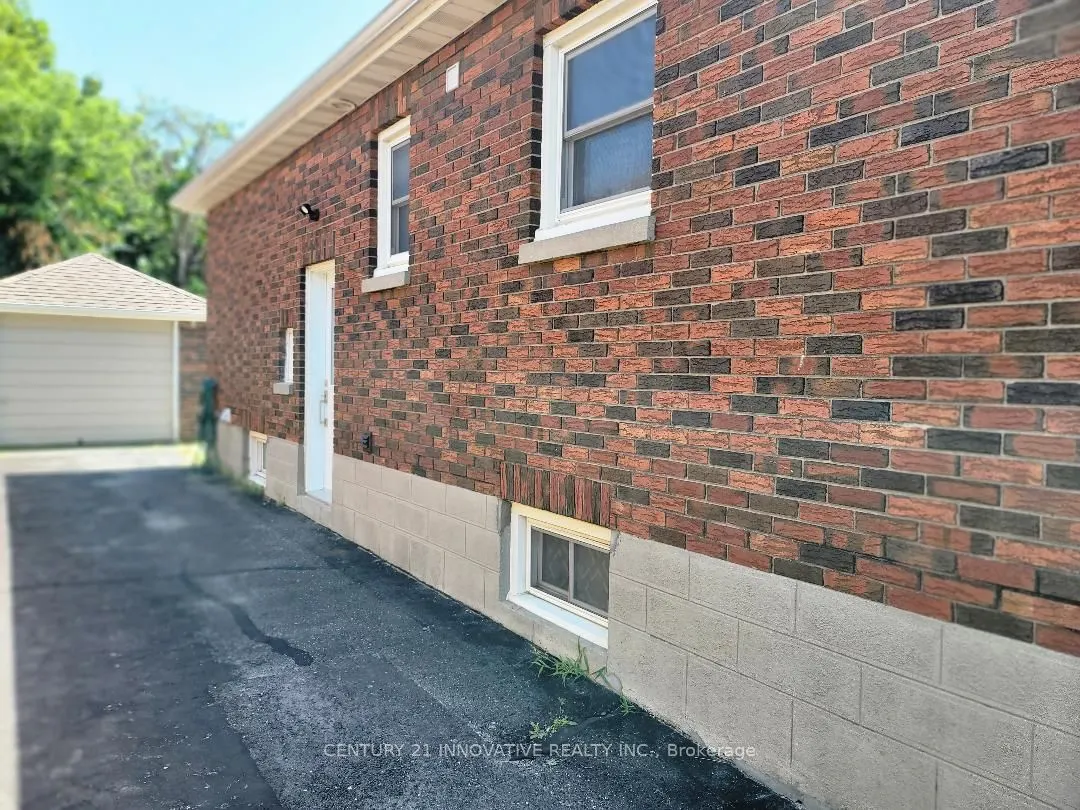 255 Huron Street