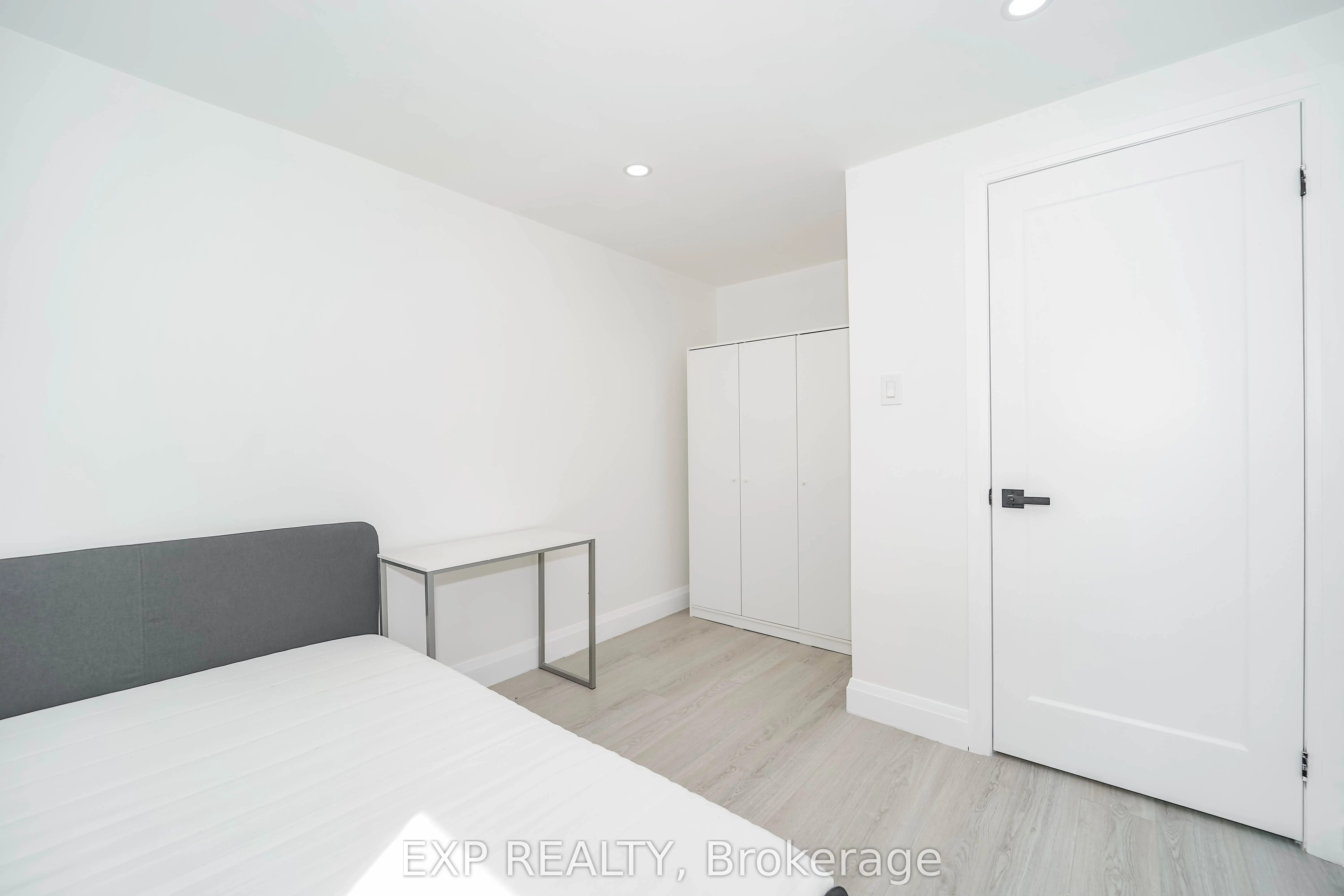 25 Nabob Crescent, #Upper Lvl