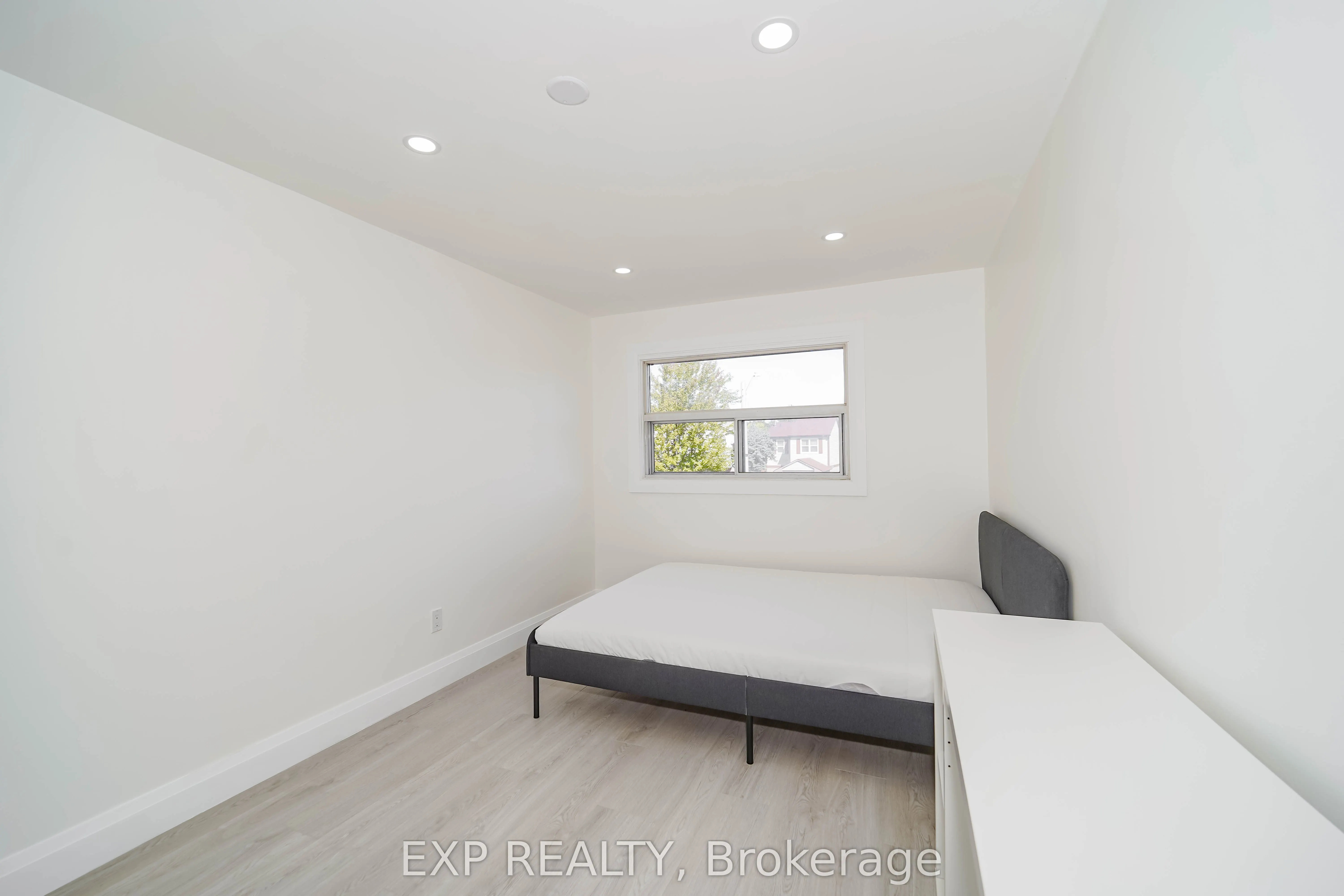 25 Nabob Crescent, #Upper Lvl
