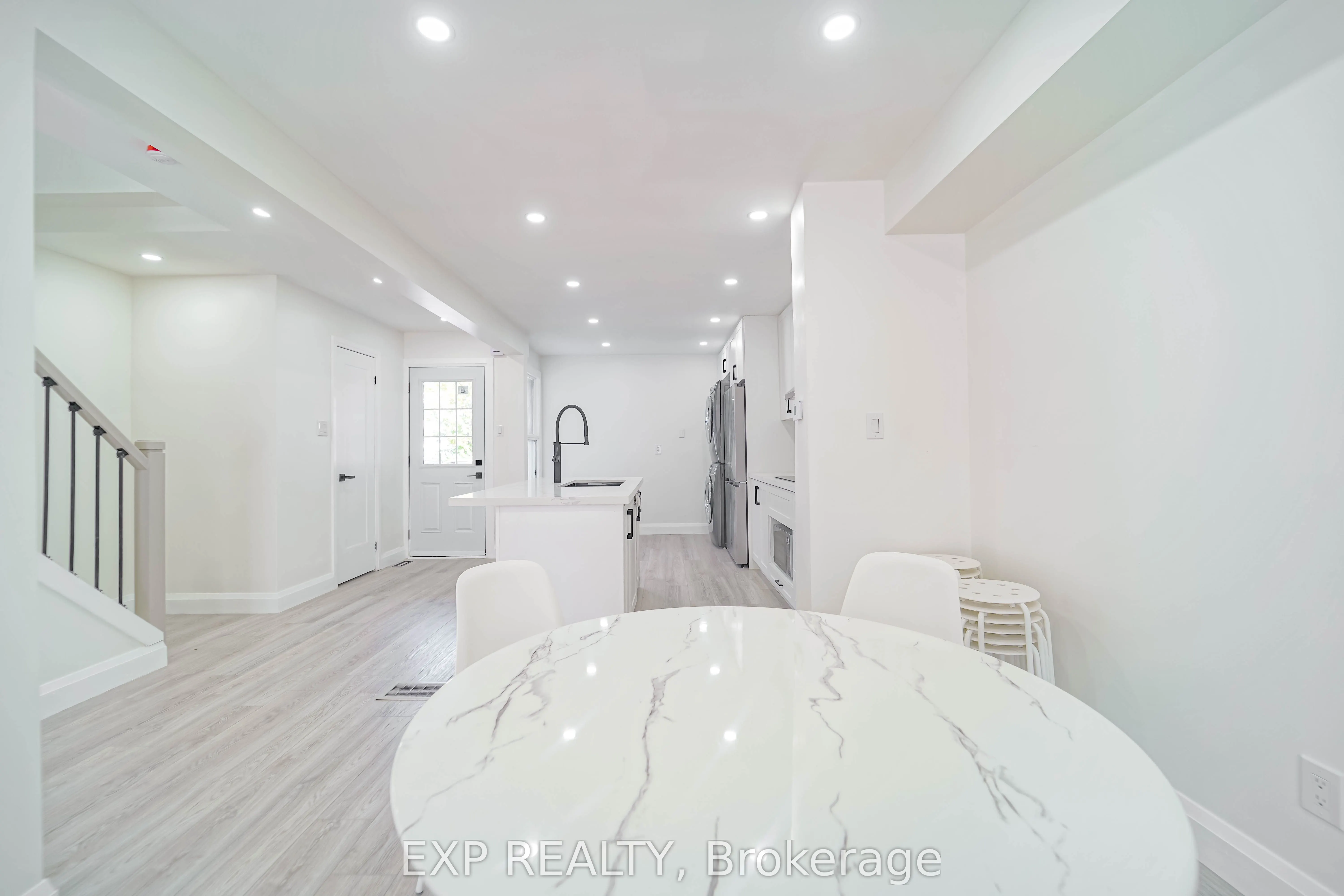 25 Nabob Crescent, #Upper Lvl