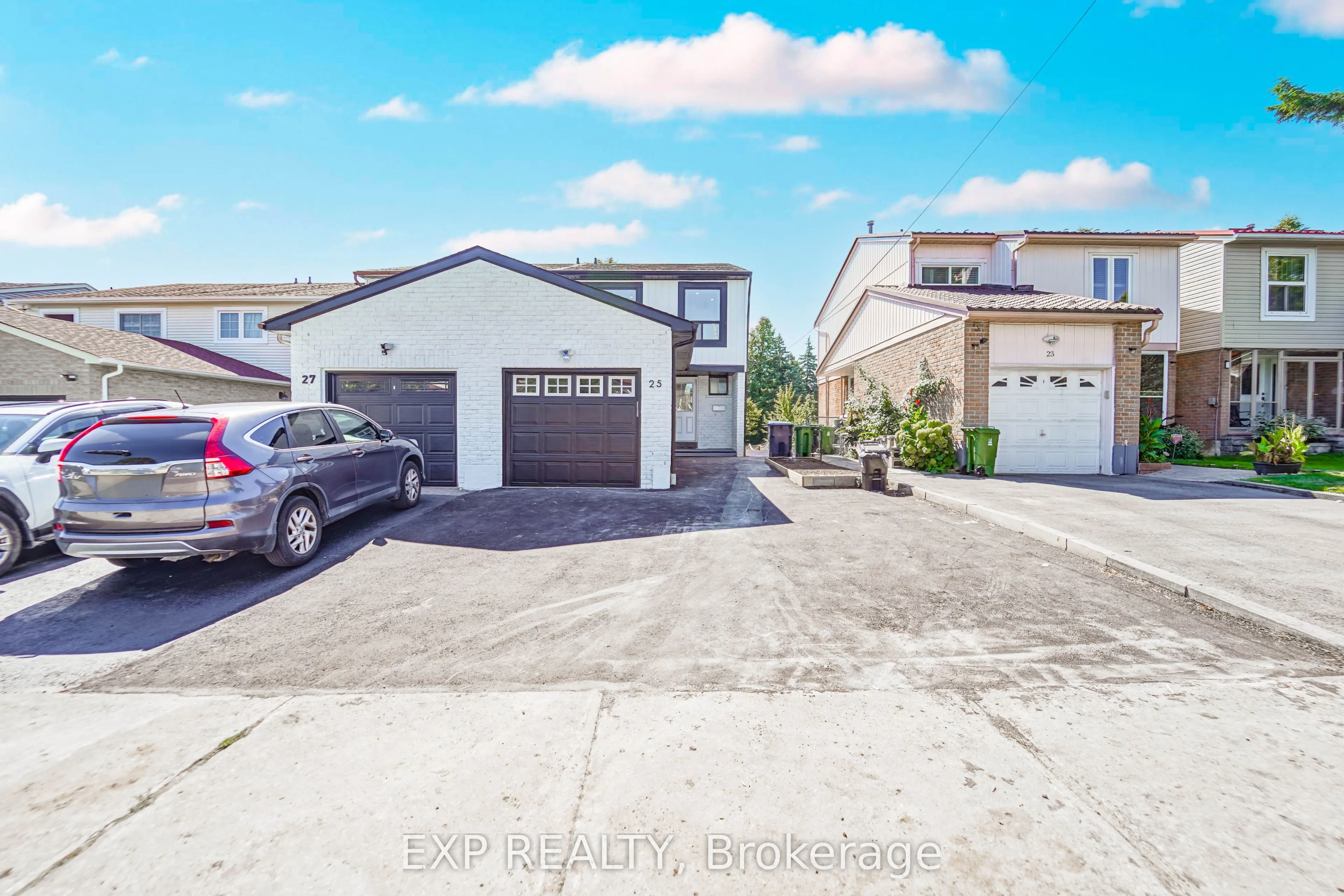 25 Nabob Crescent, #Upper Lvl