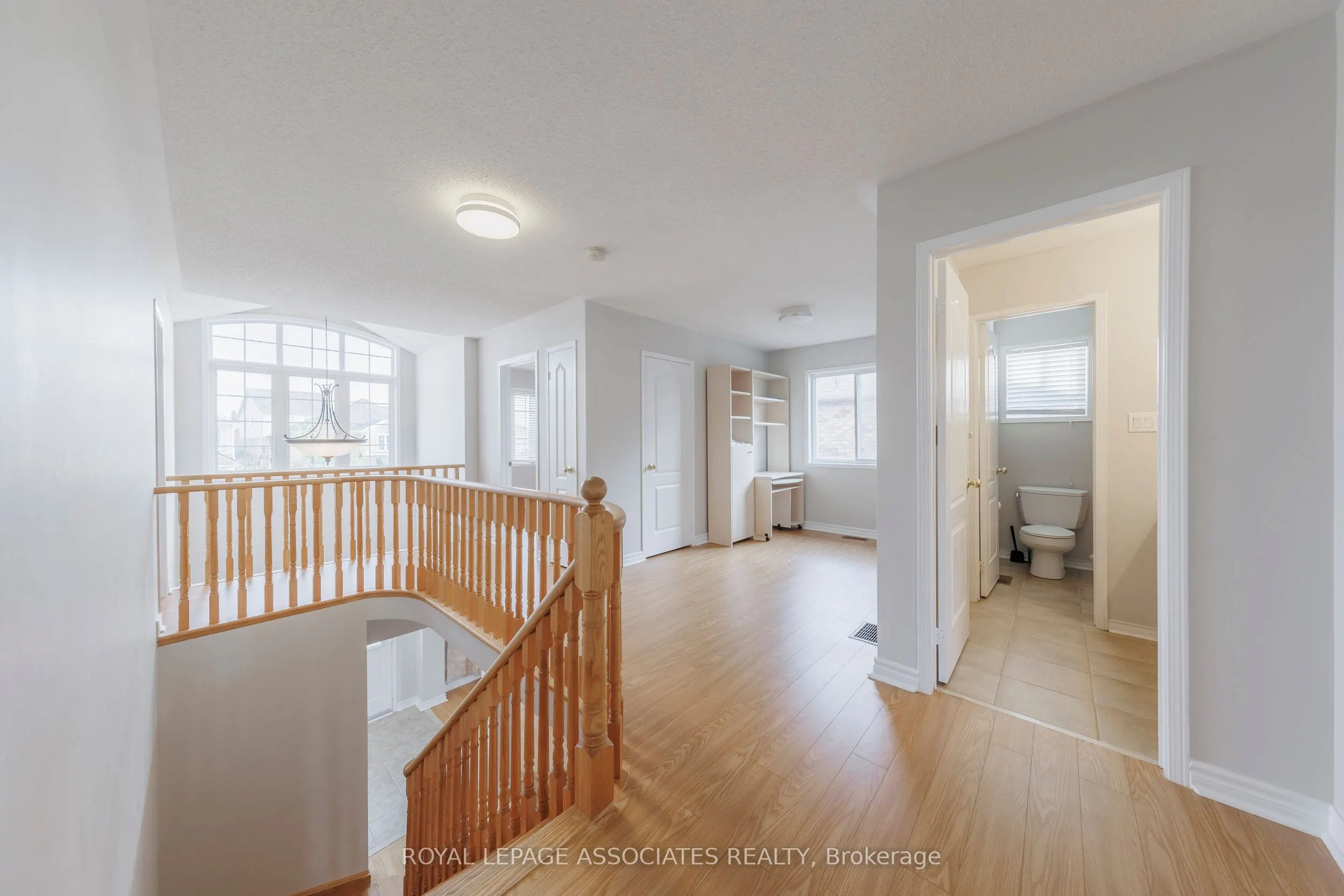 30 Telford Street, #Main