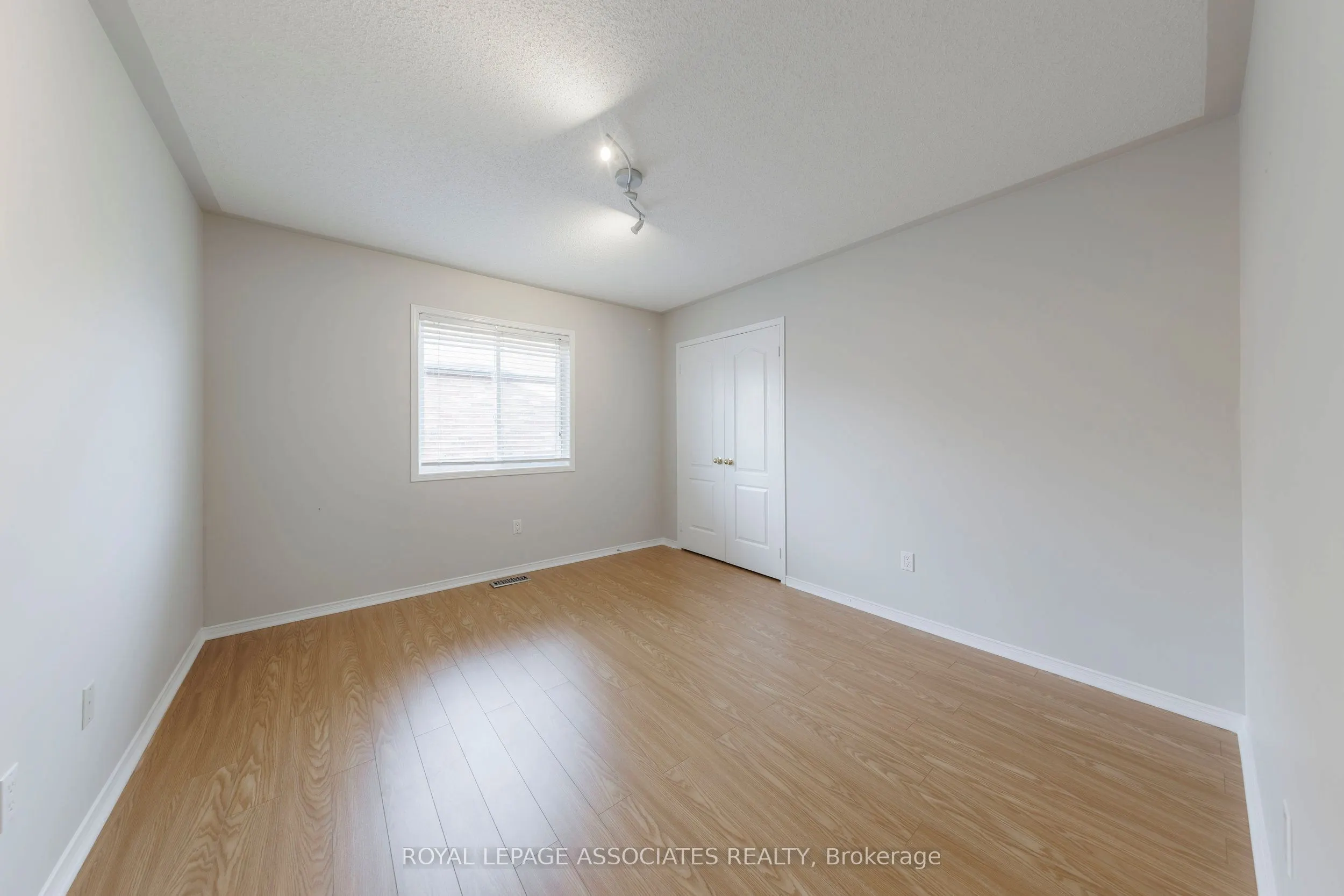 30 Telford Street, #Main