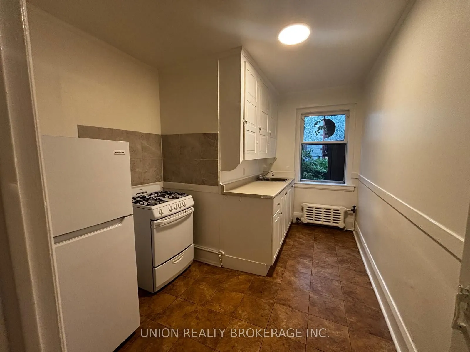 2453 Queen Street E, #2