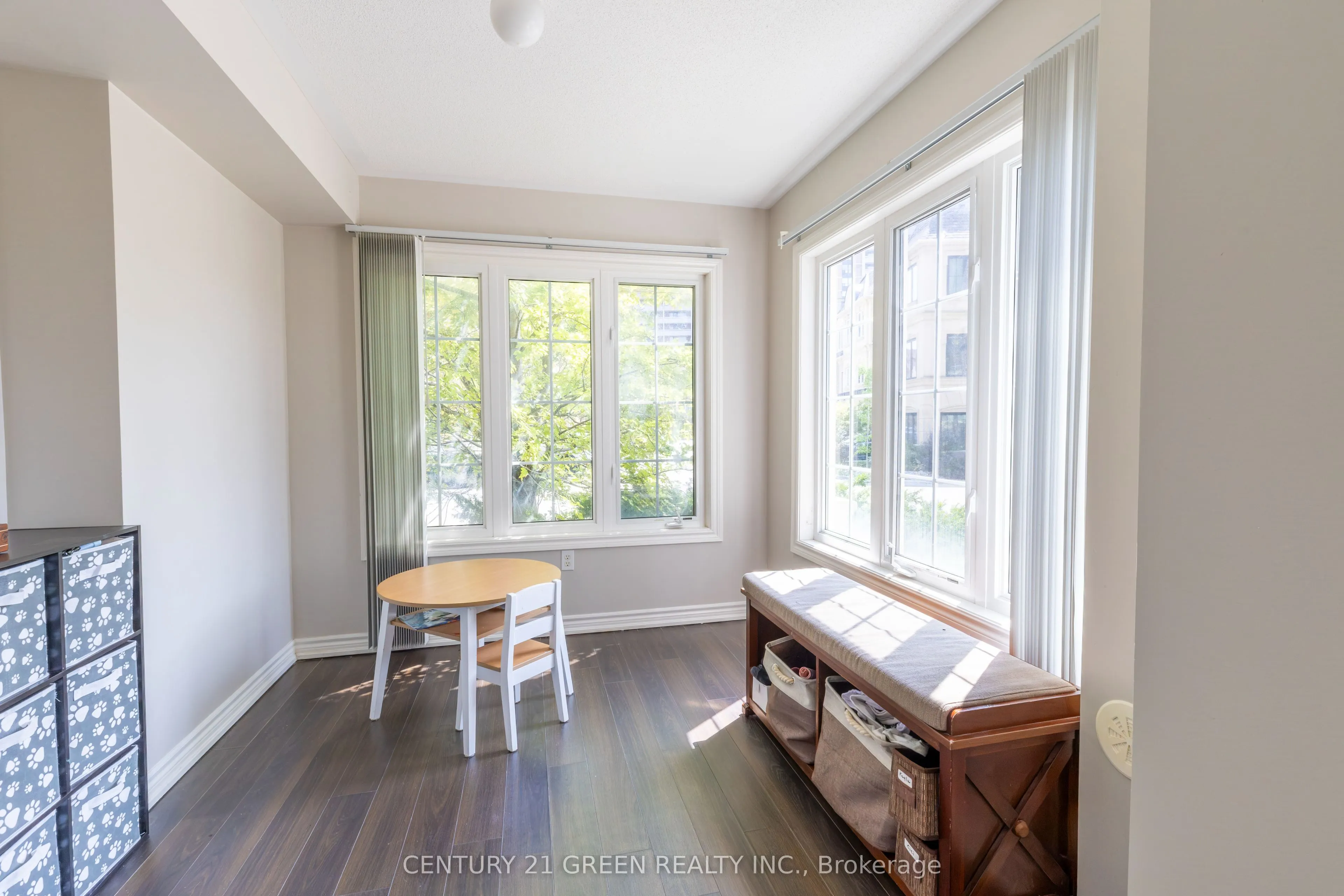 1250 St. Martins Drive, #111