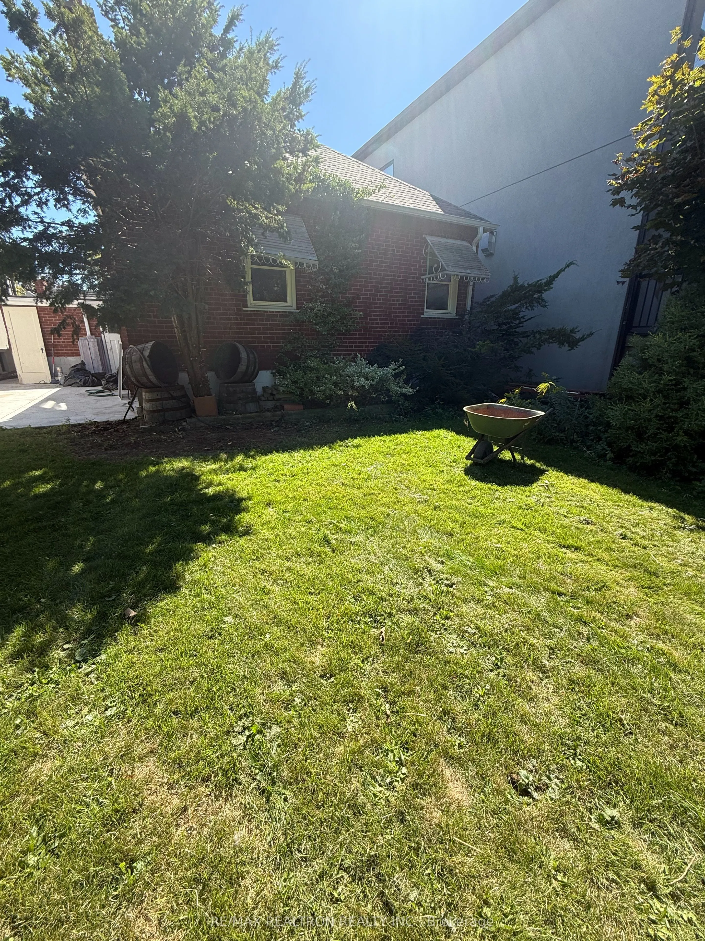 138 Glenwood Crescent