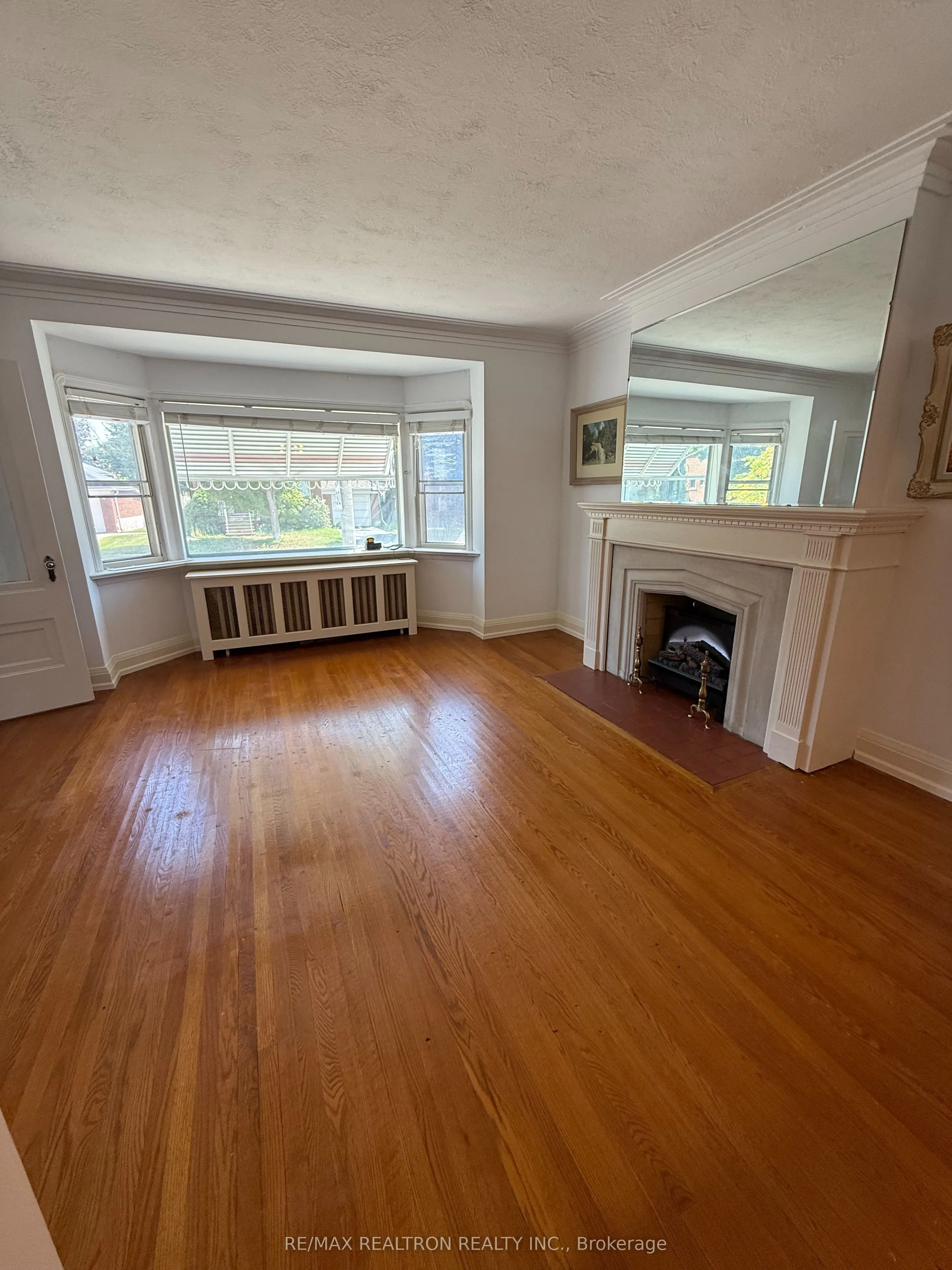 138 Glenwood Crescent