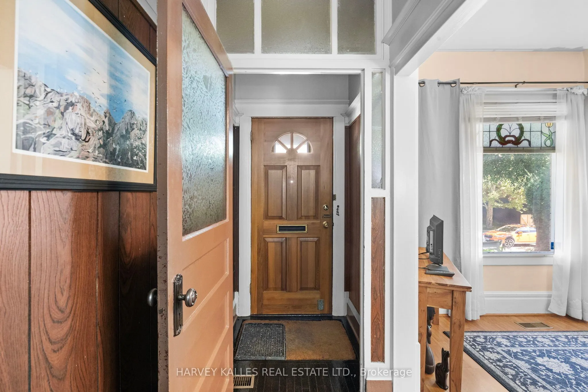 22 Seymour Avenue