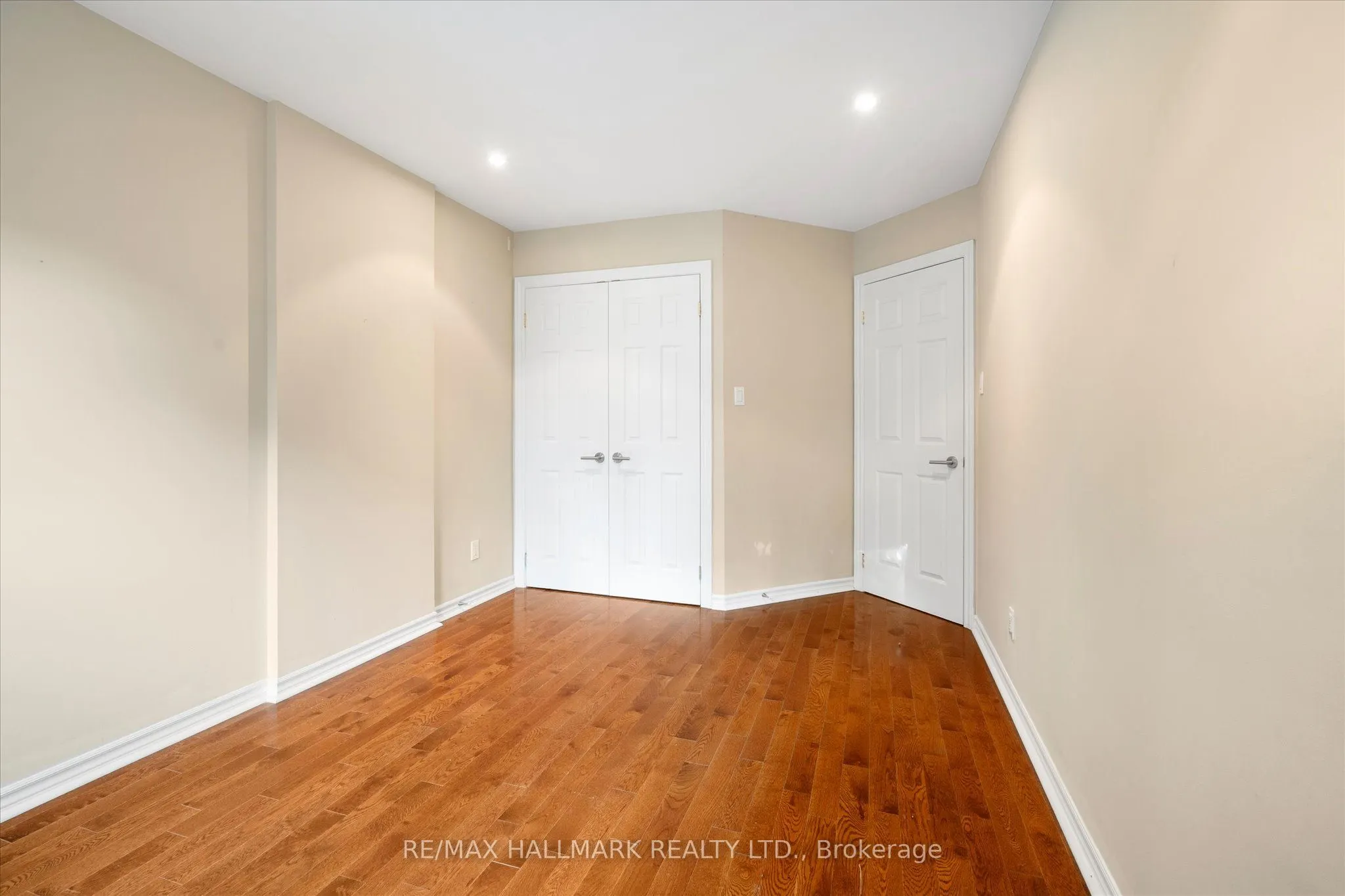 107 Wineva Avenue