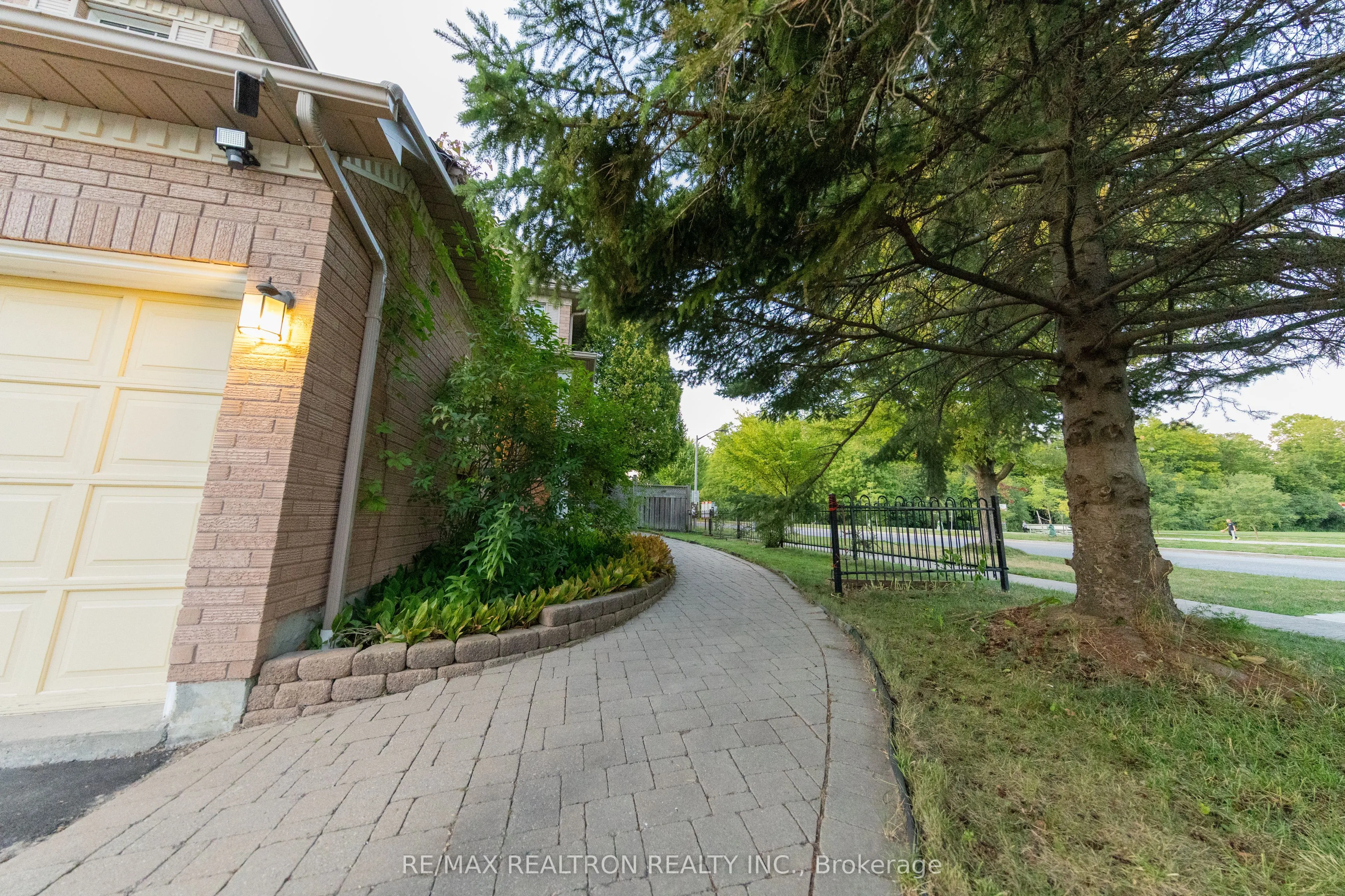 2 Randolph Avenue