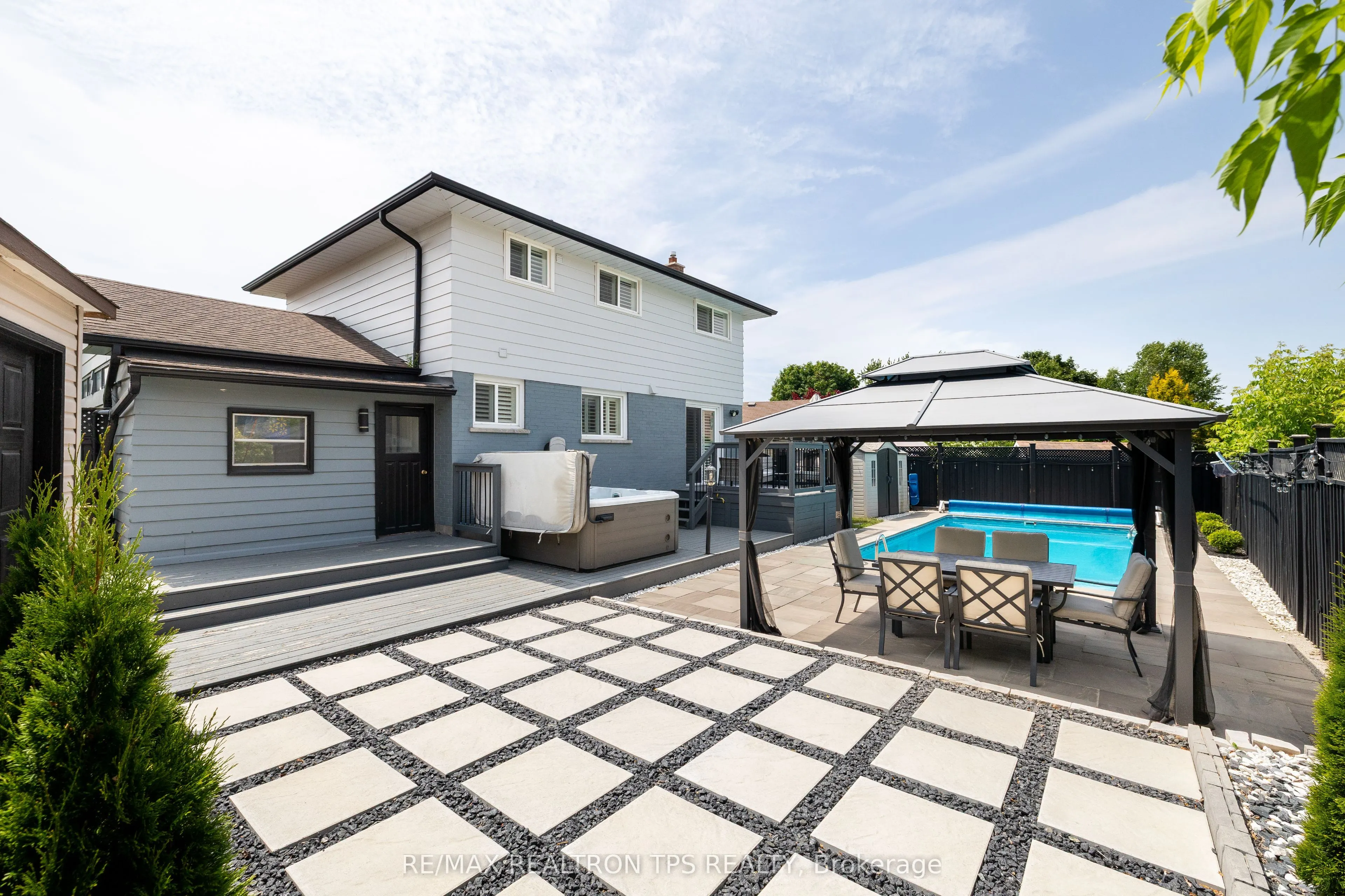 58 Oriole Court