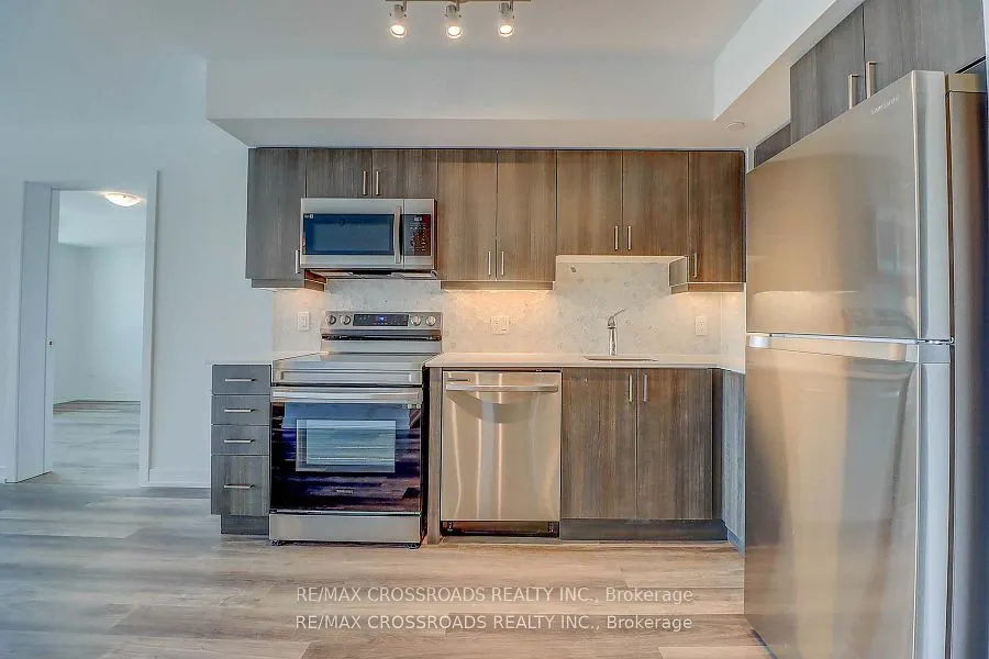 1480 Bayly Street, #1111