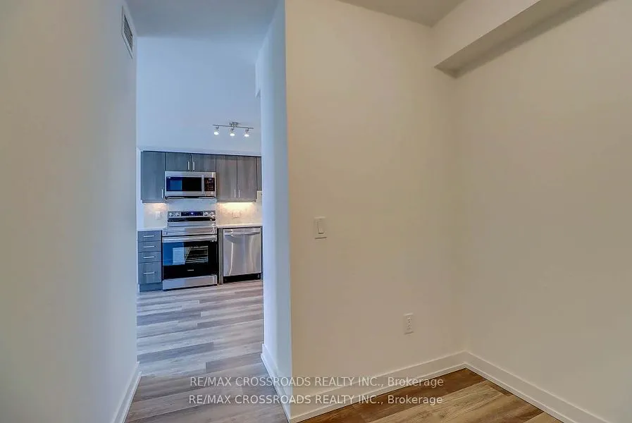 1480 Bayly Street, #1111