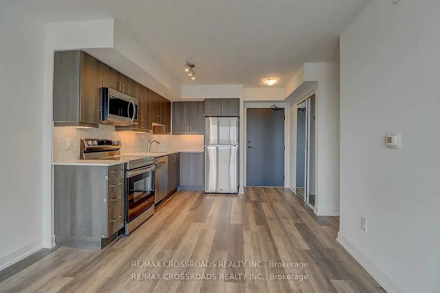 1480 Bayly Street, #1111