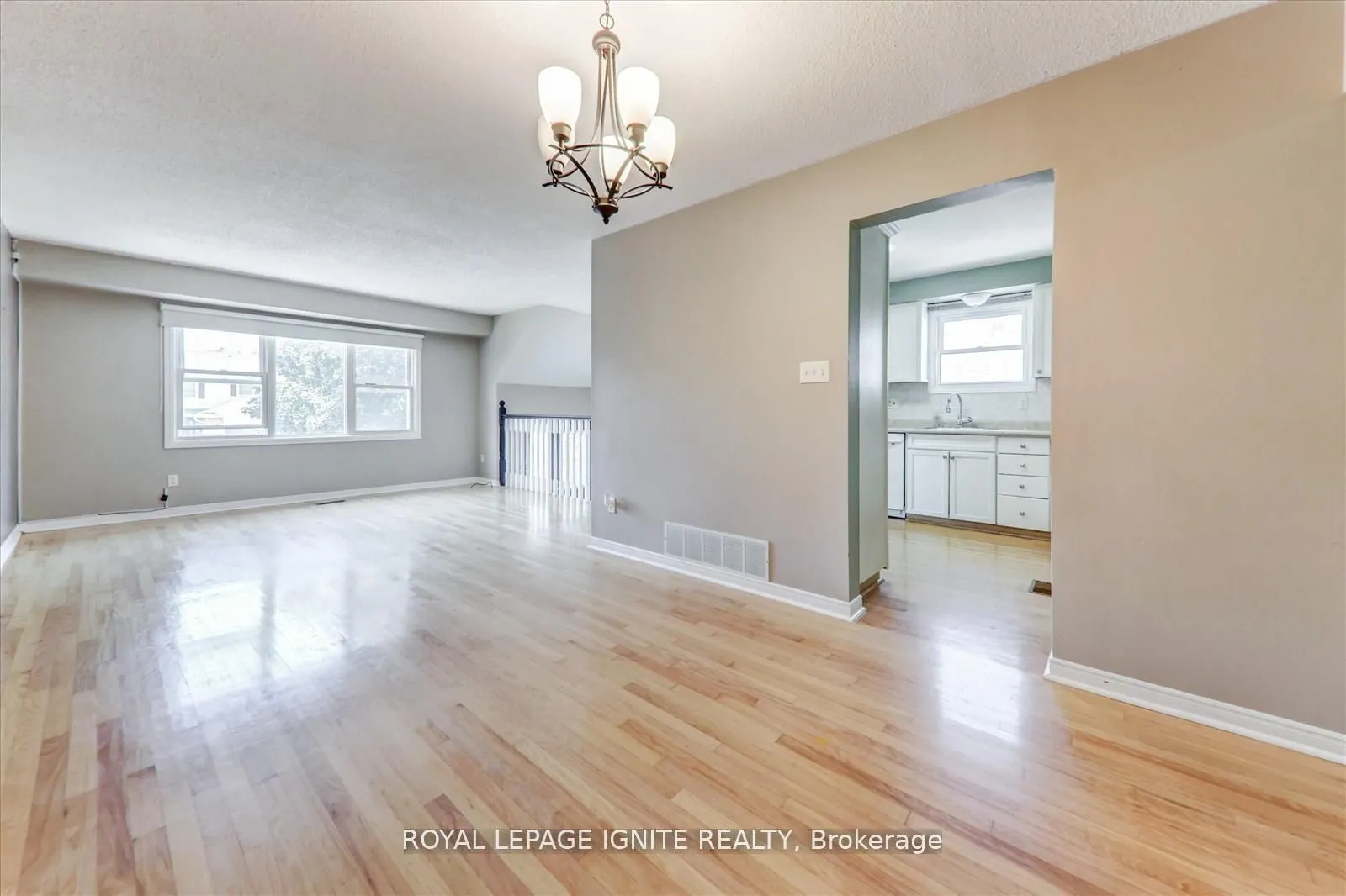 1279 Northmount Street, #Main