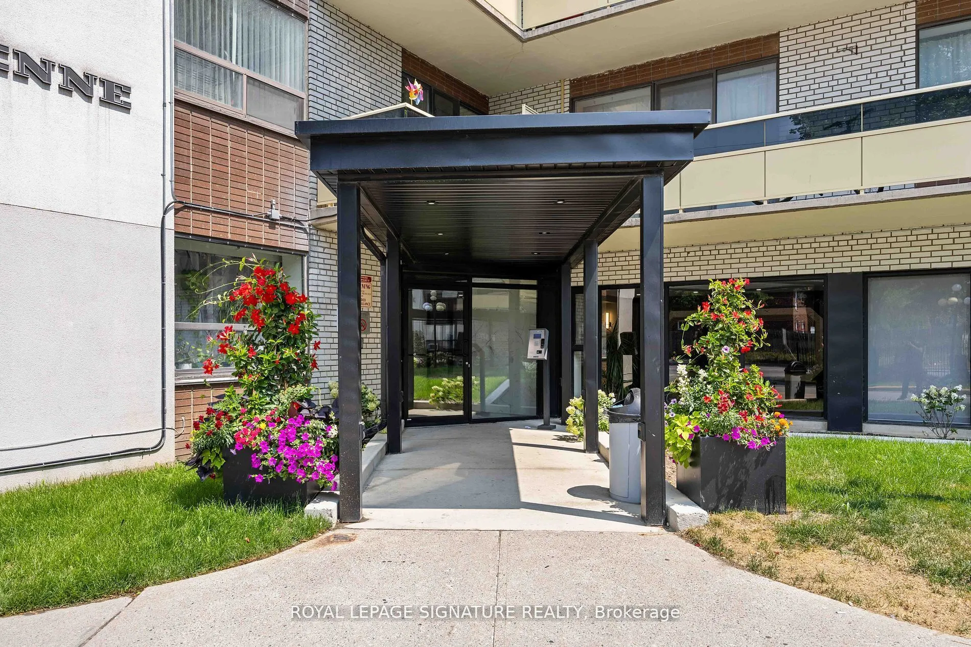 921 Midland Avenue, #502