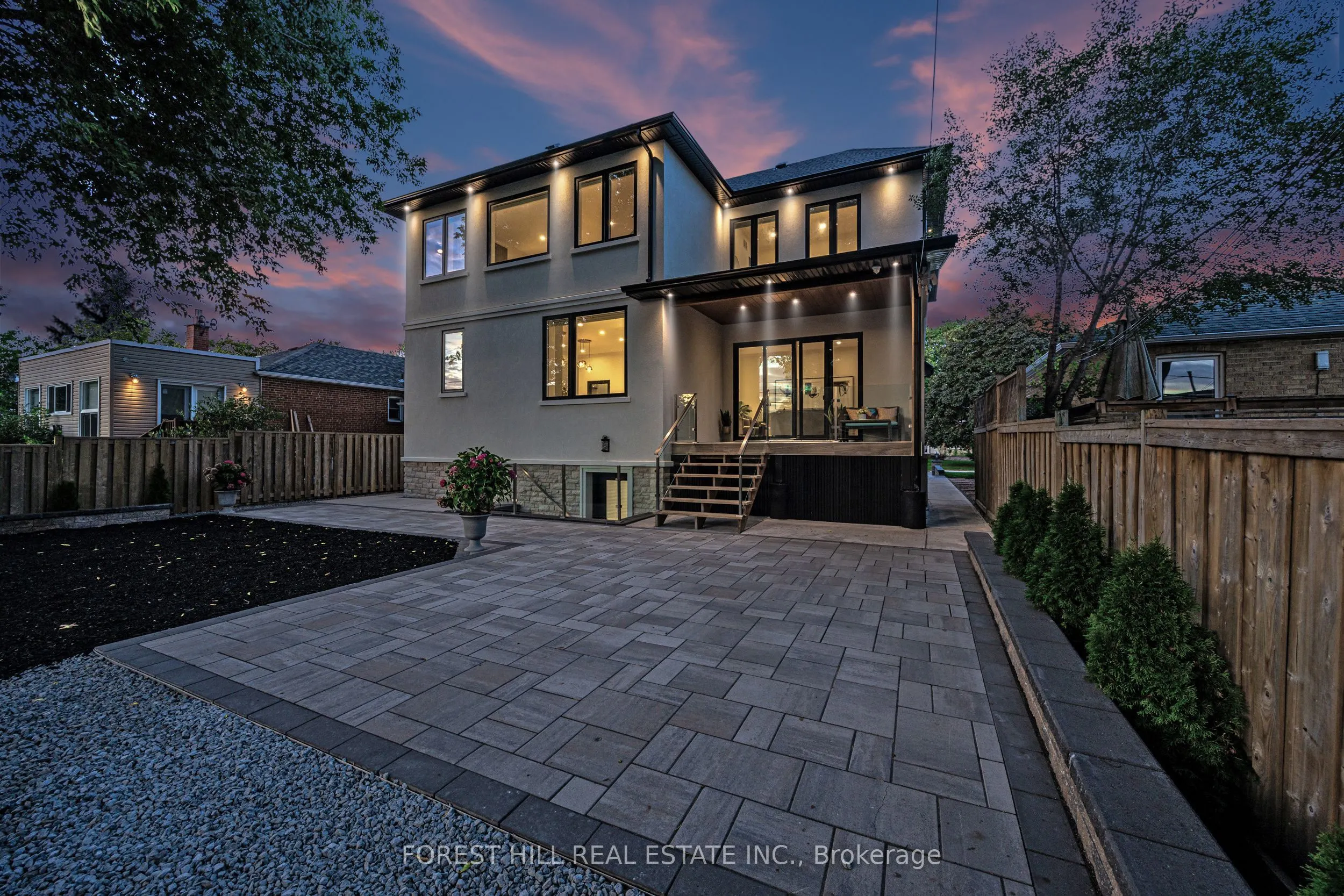 18 Ivorwood Crescent