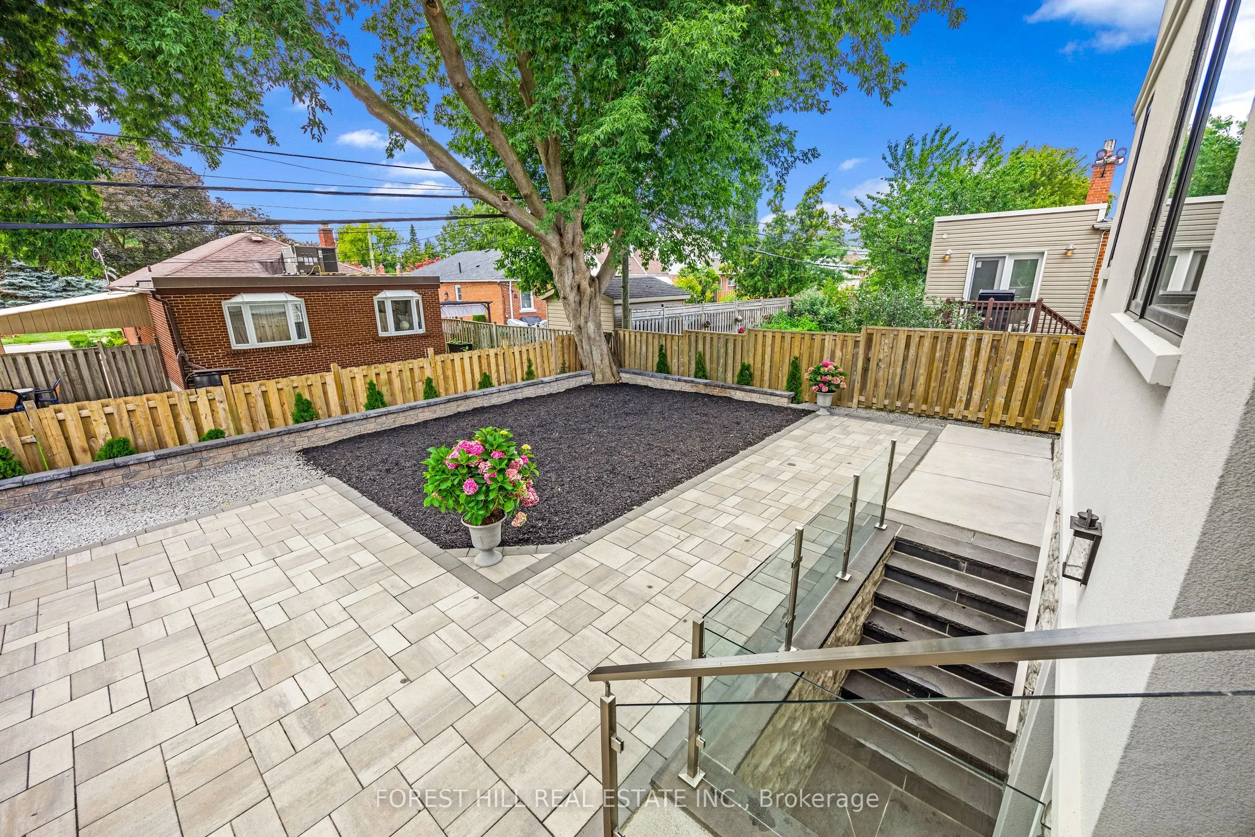 18 Ivorwood Crescent