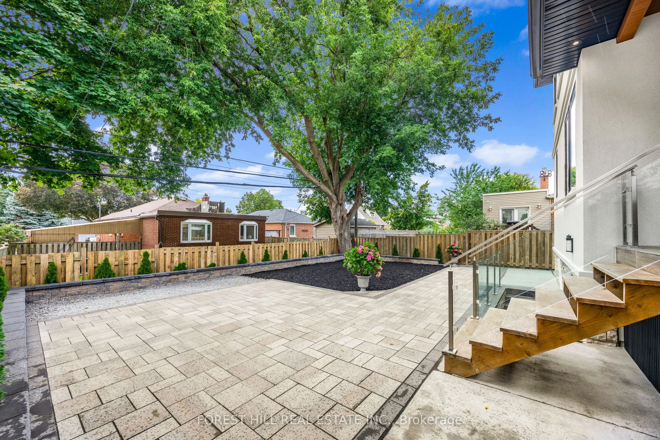 18 Ivorwood Crescent