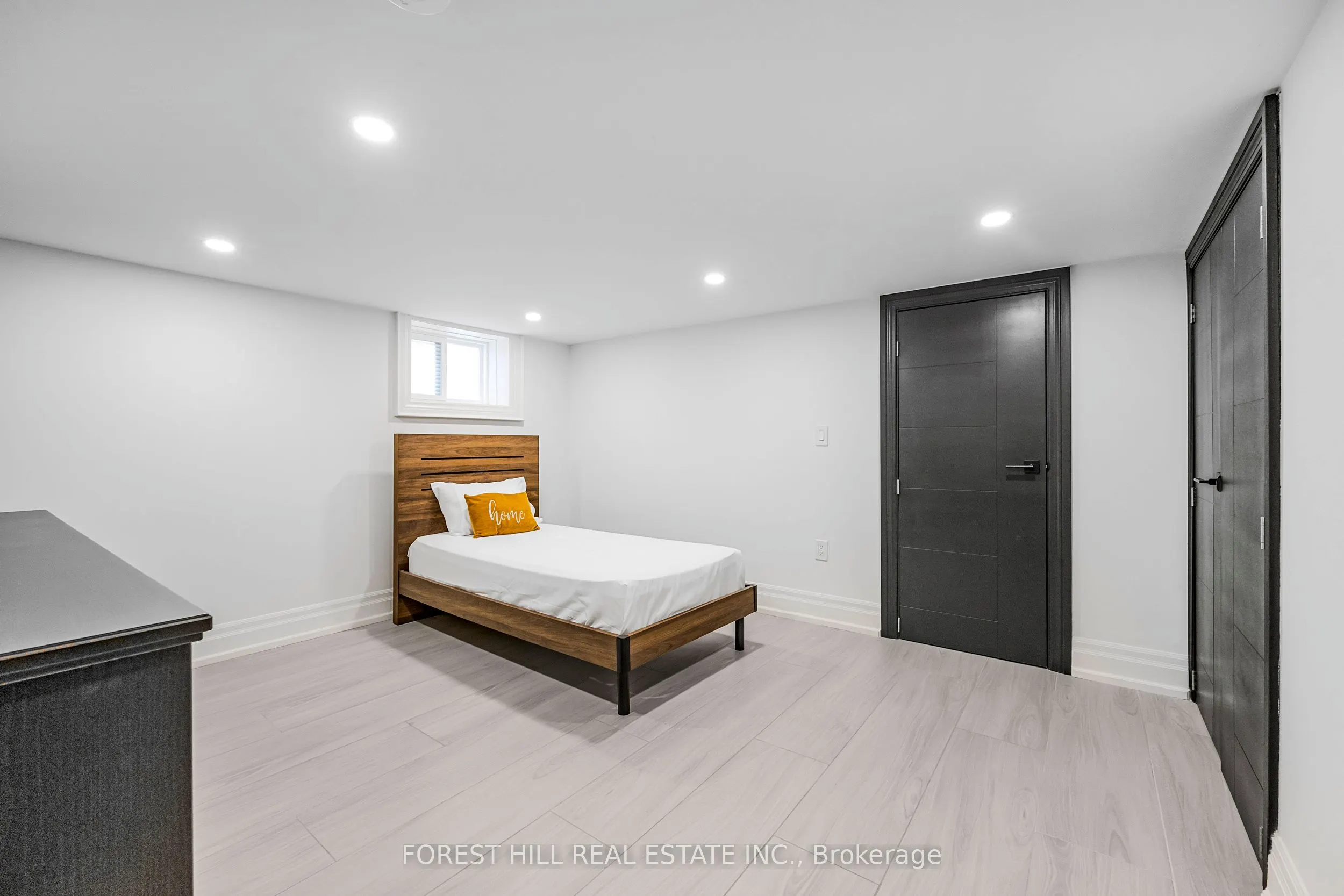 18 Ivorwood Crescent