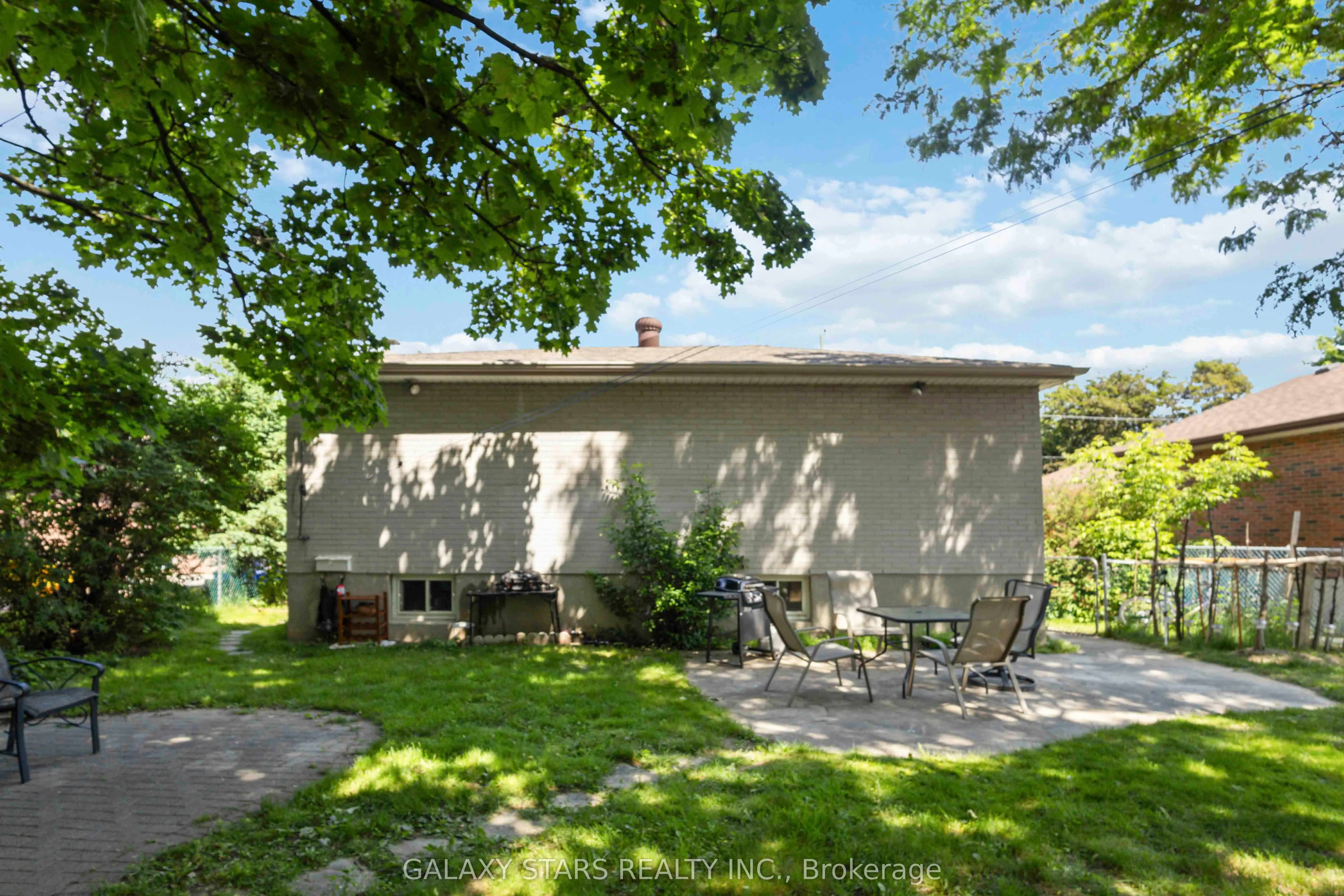 673 Lansdowne Drive