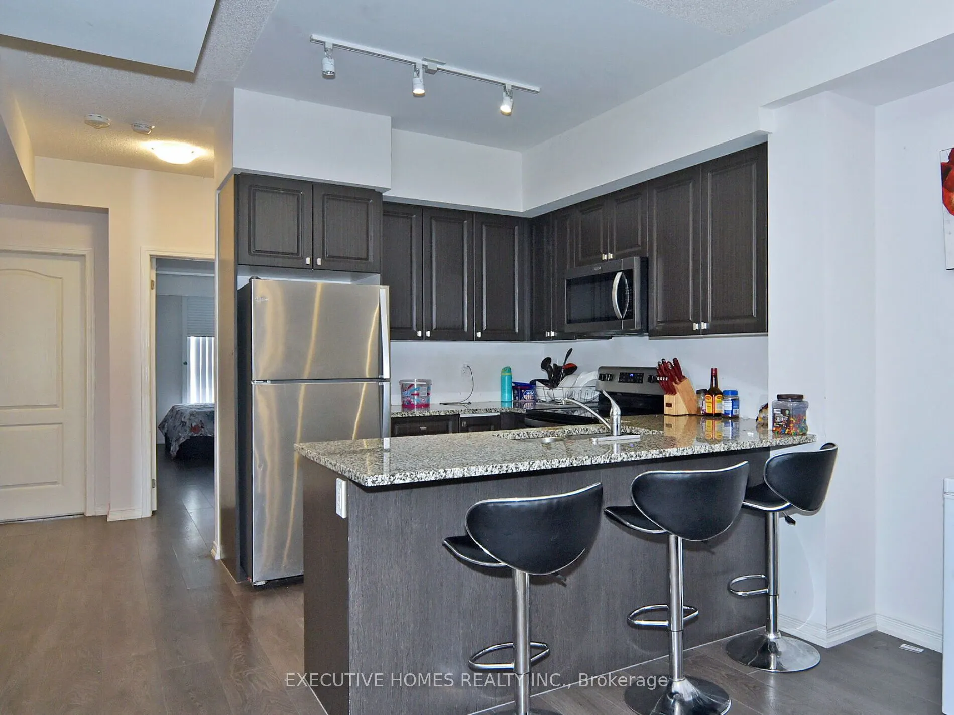 8825 Sheppard Avenue, #2
