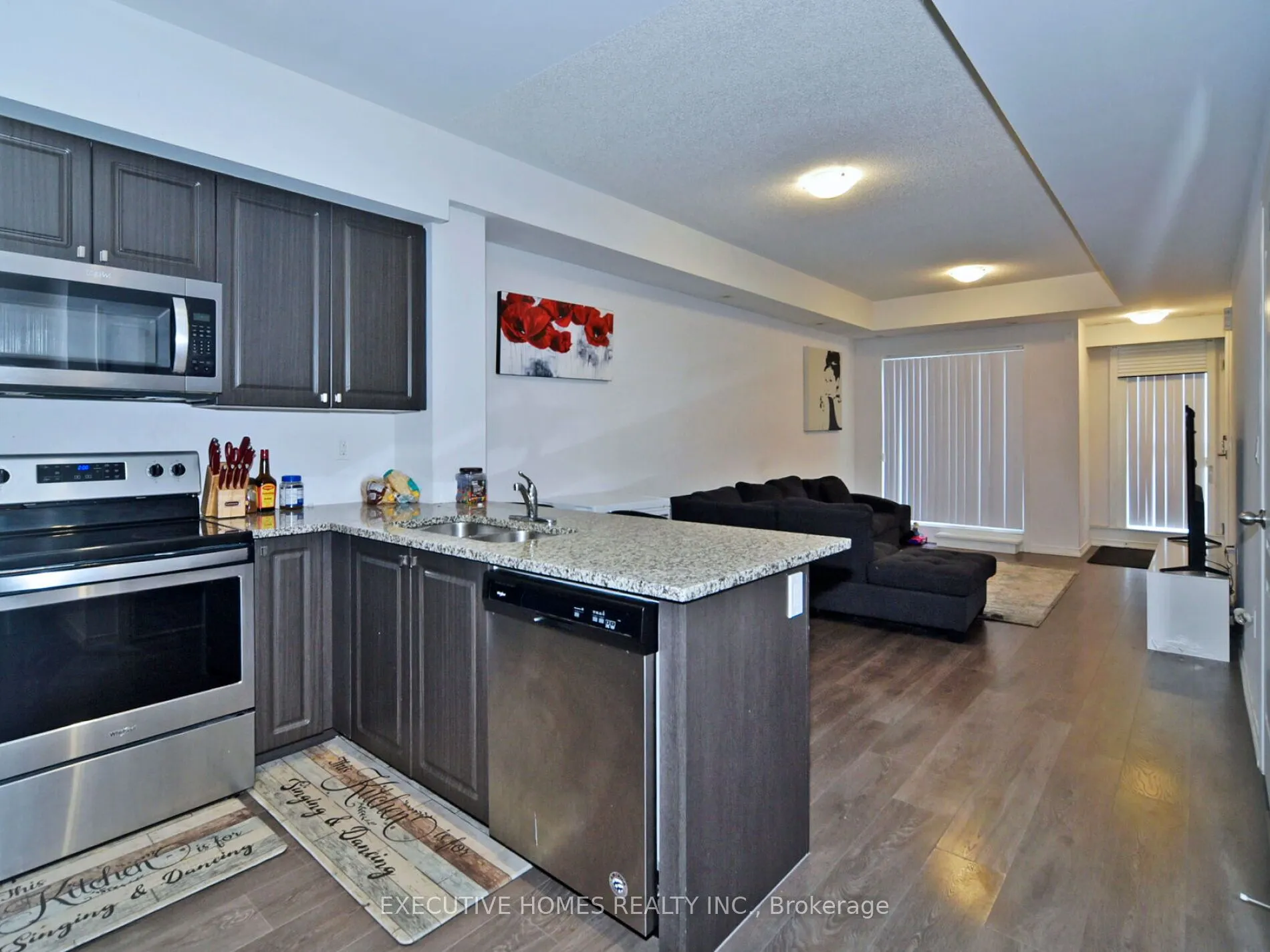 8825 Sheppard Avenue, #2