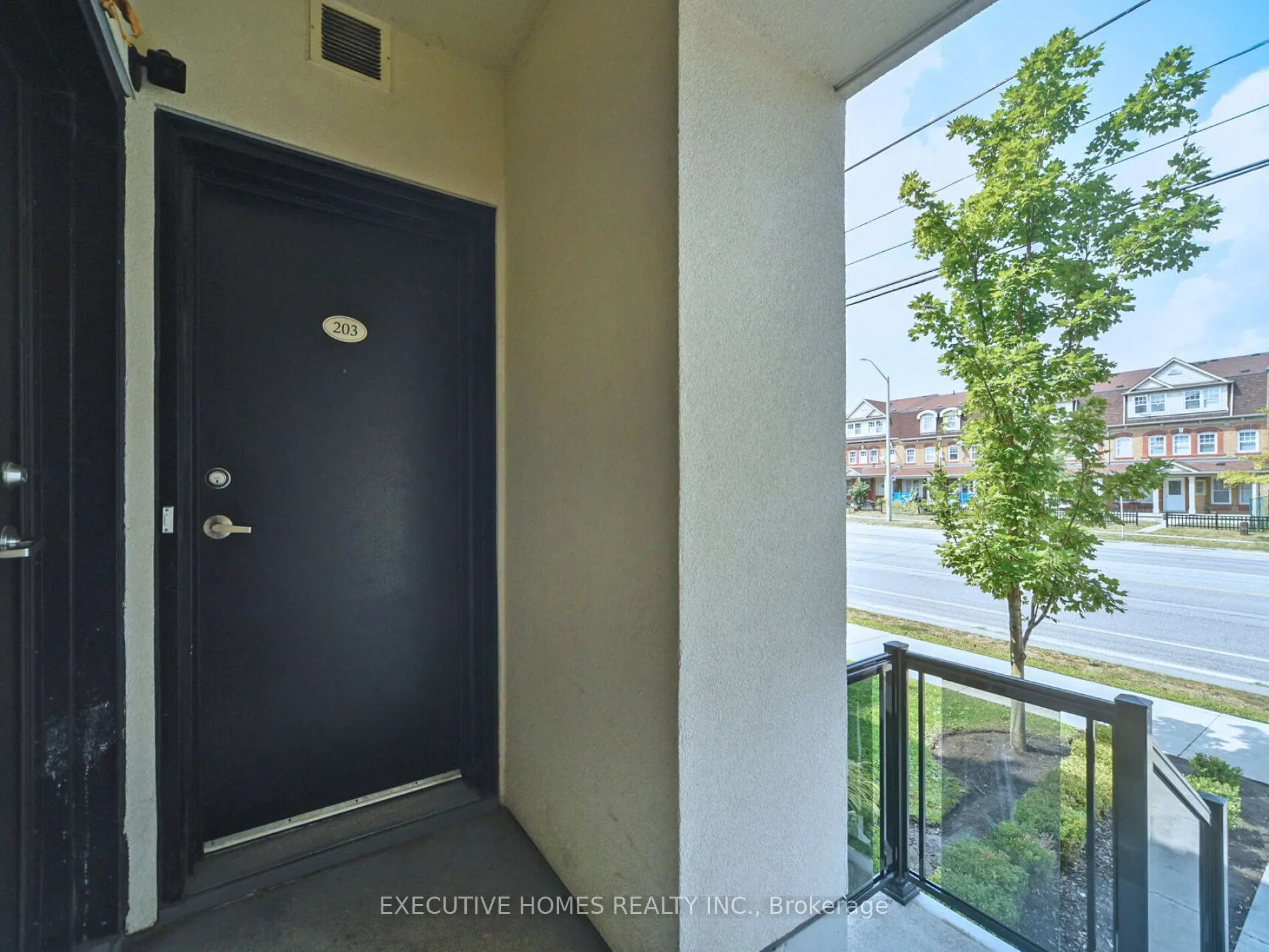 8825 Sheppard Avenue, #2