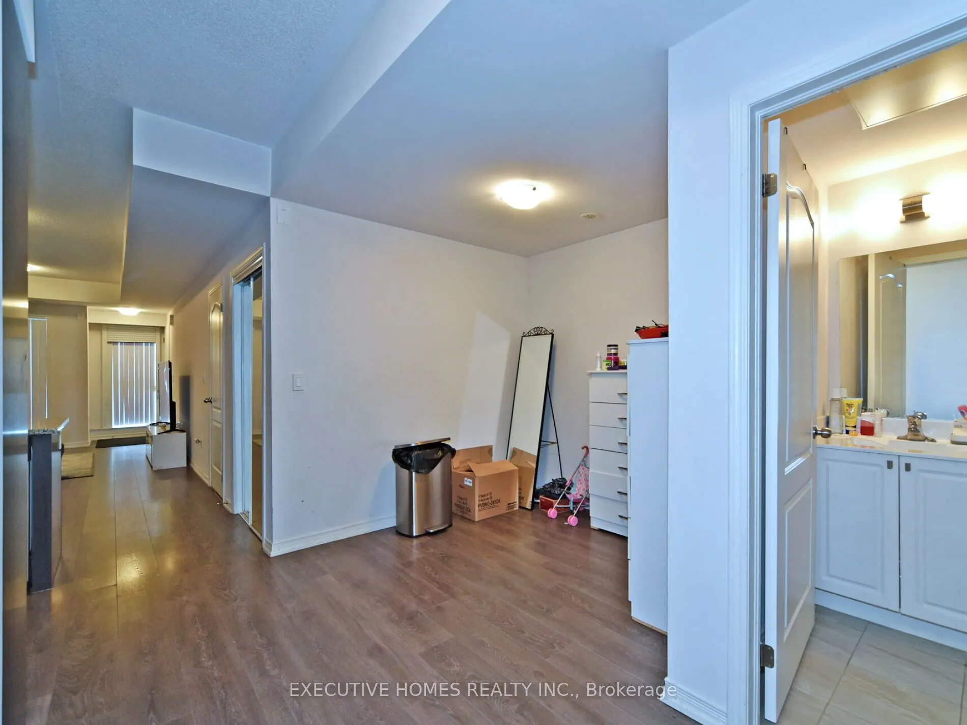 8825 Sheppard Avenue, #2
