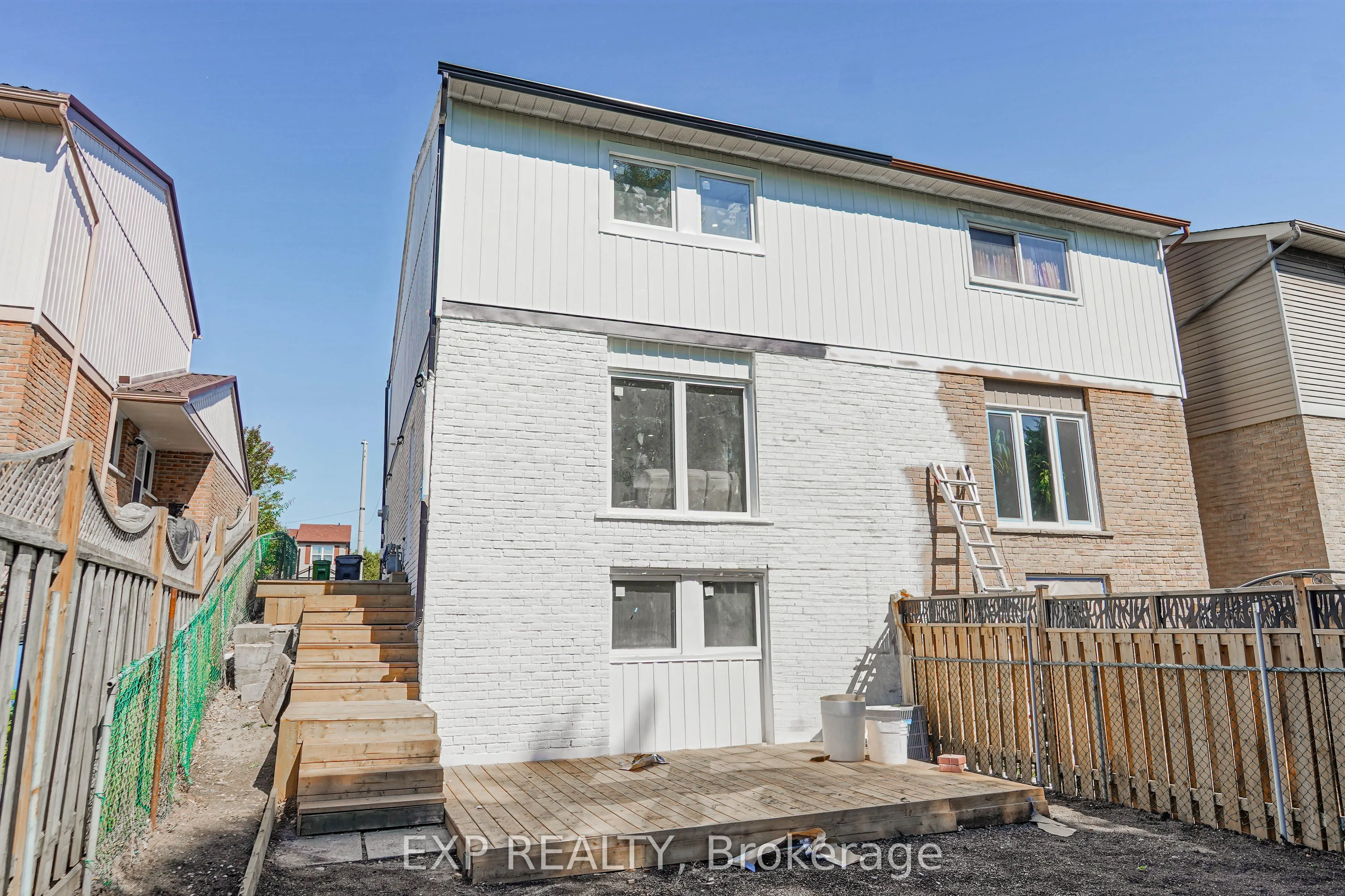 25 Nabob Crescent, #Basement
