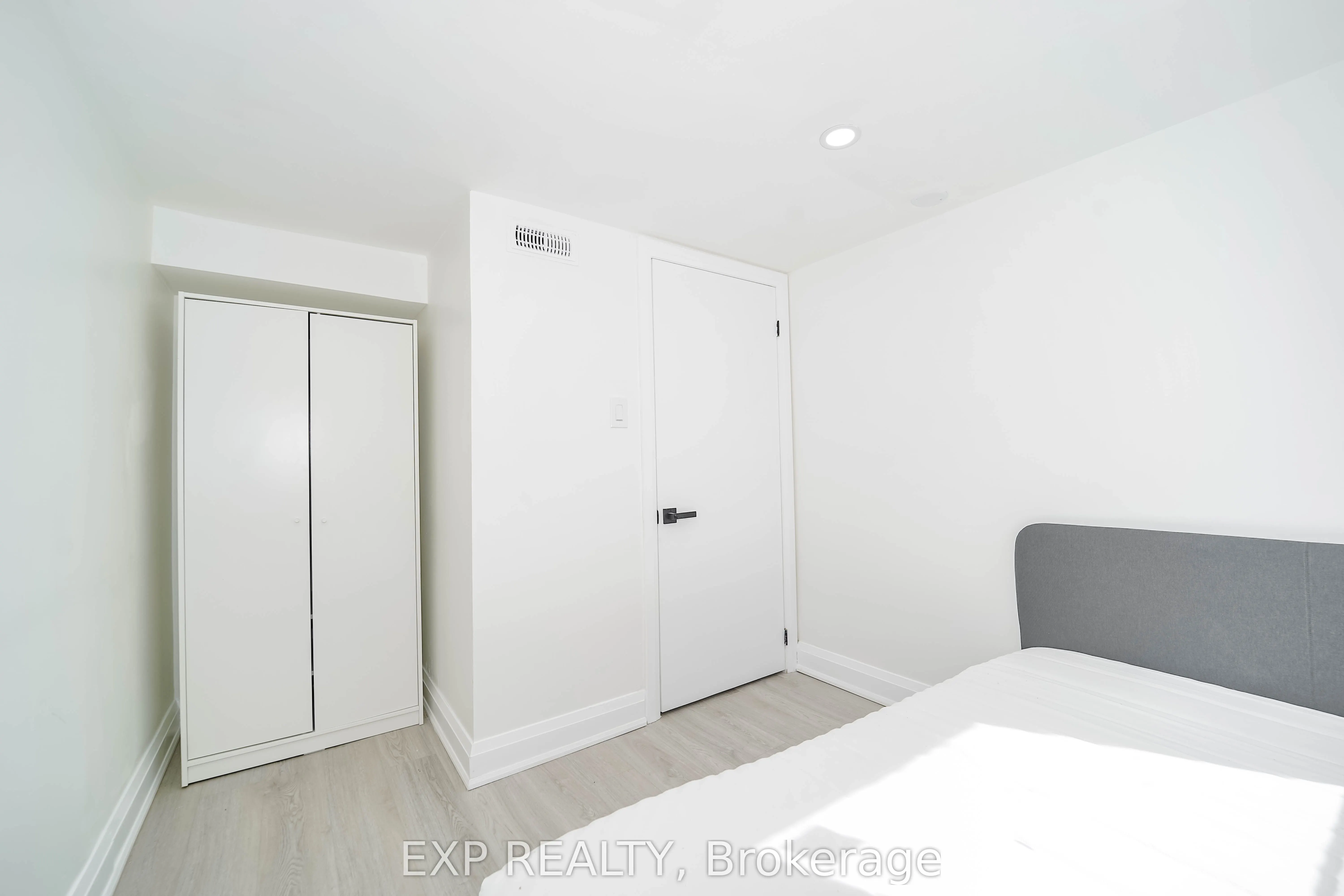 25 Nabob Crescent, #Basement