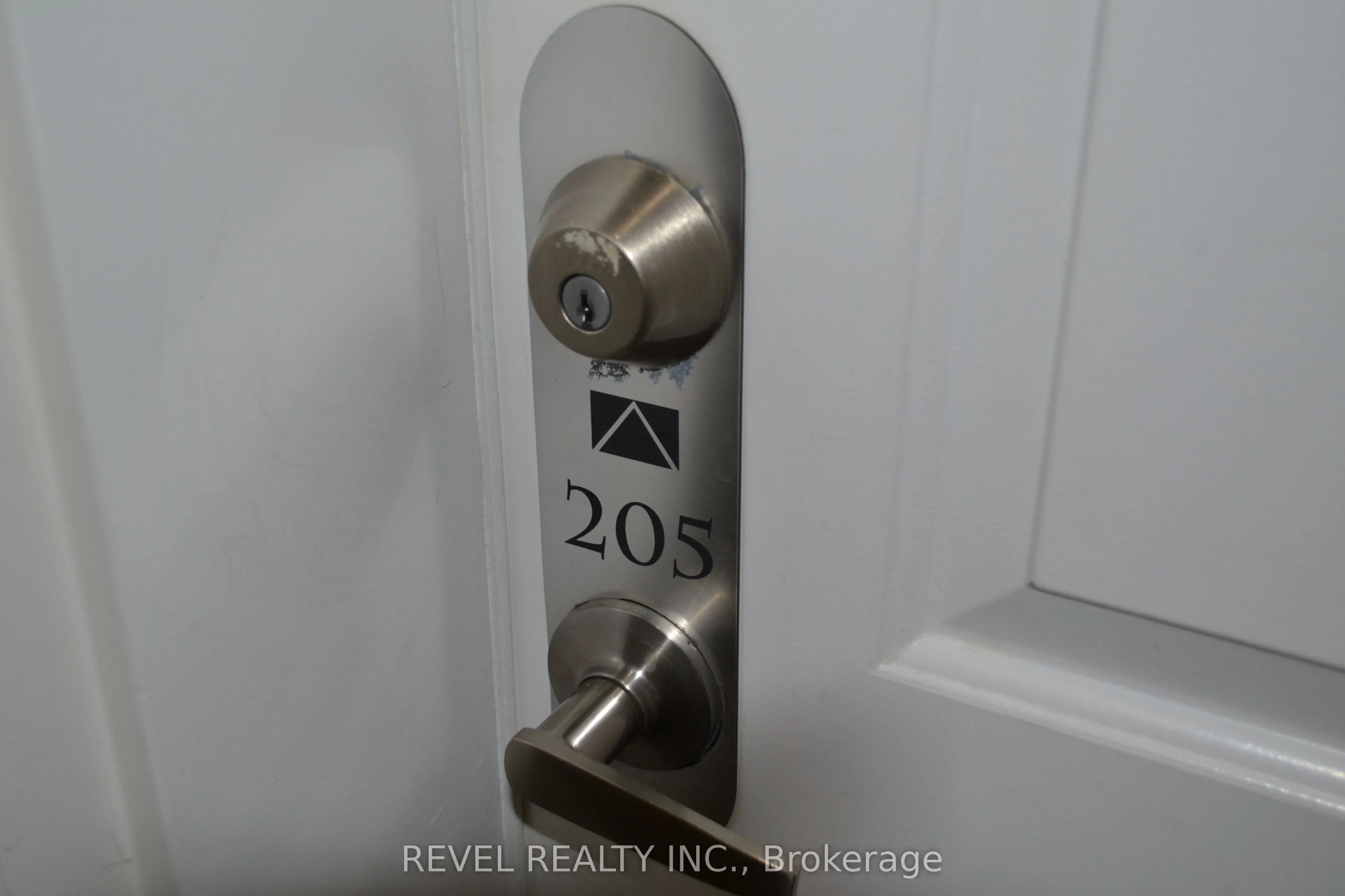 1 Sidney Lane, #205