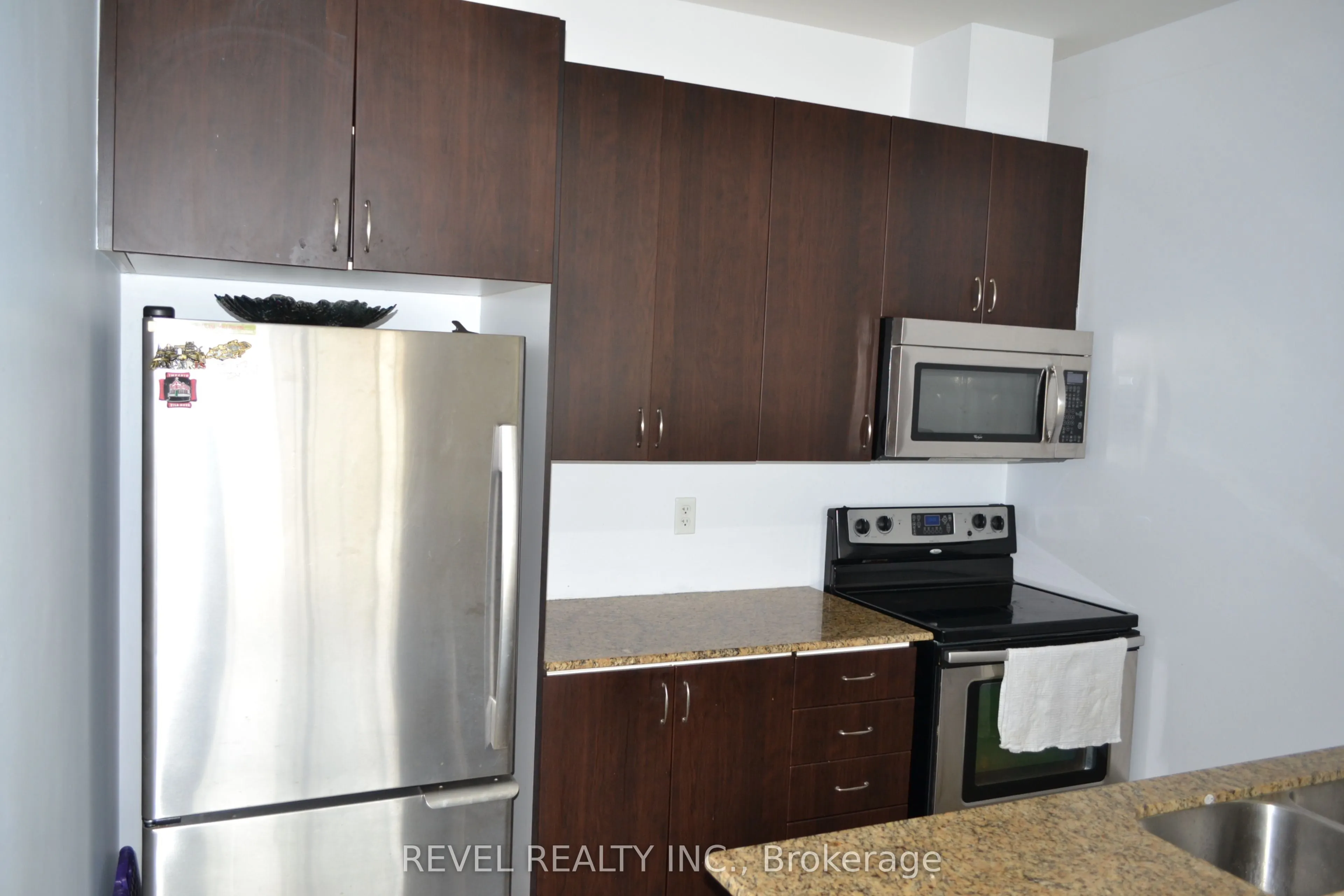 1 Sidney Lane, #205