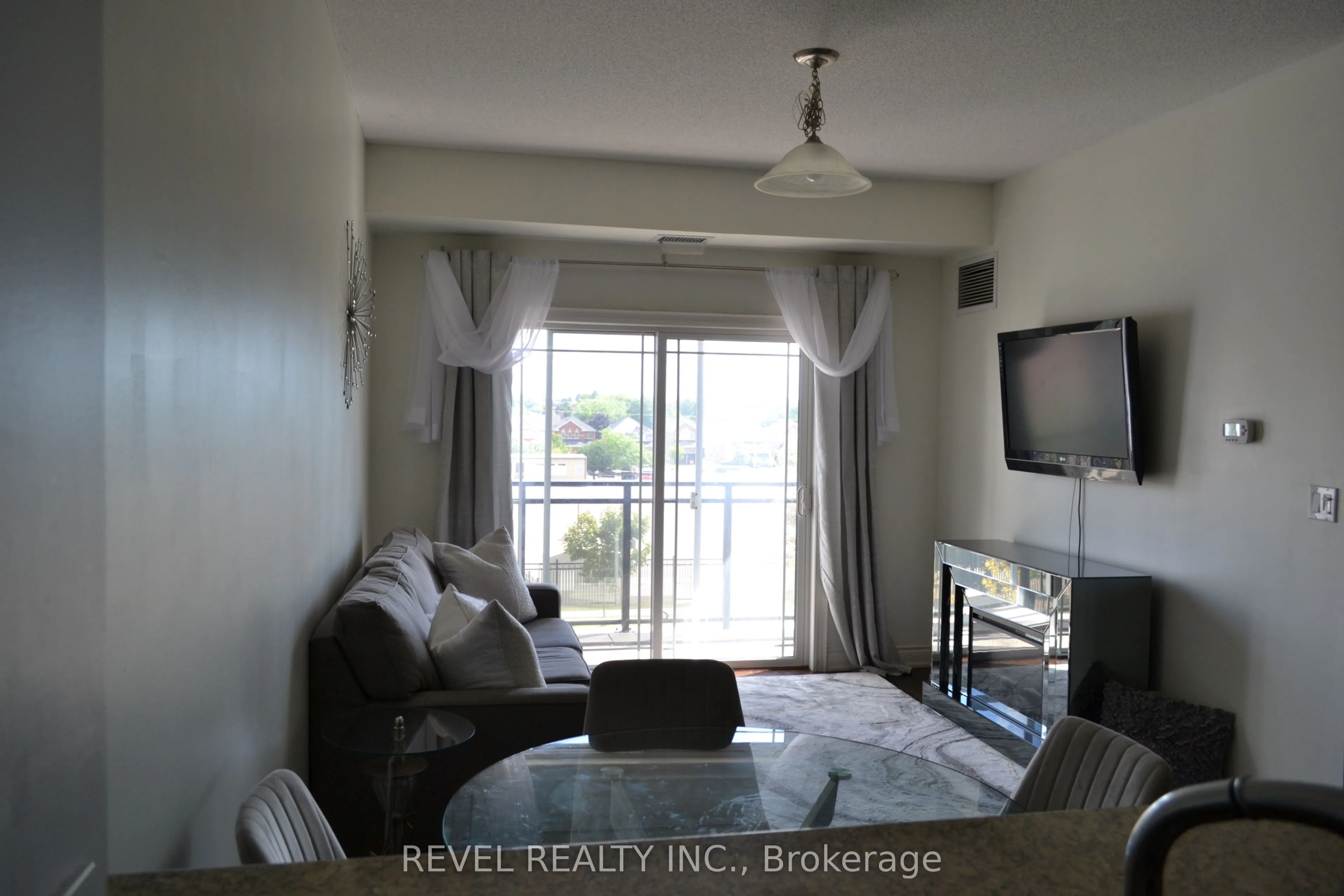 1 Sidney Lane, #205